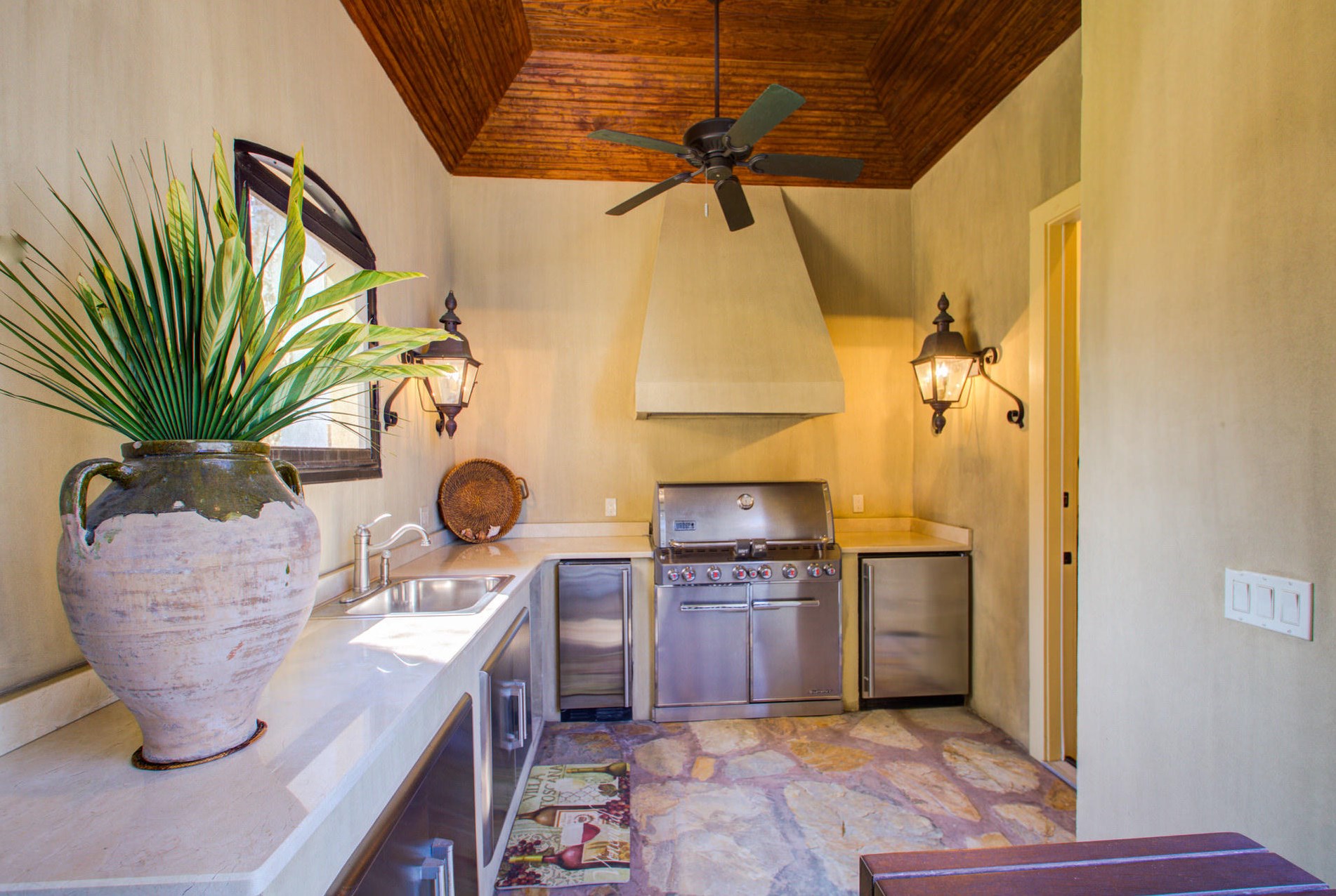 460 Captains Cir, Destin FL 32541-5307 exterior