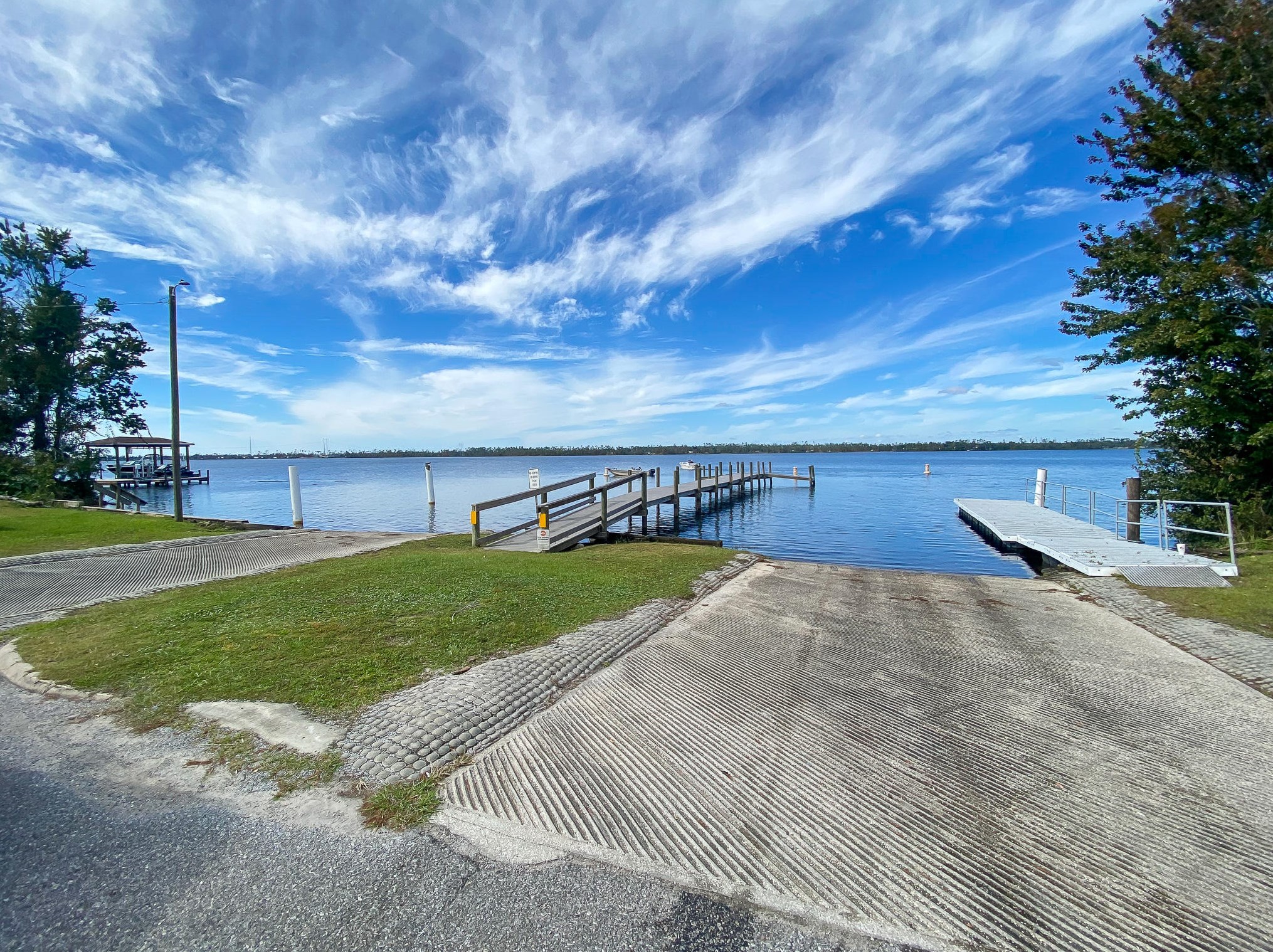 7701 Cambridge Ct, Panama City FL  32404-4278 exterior