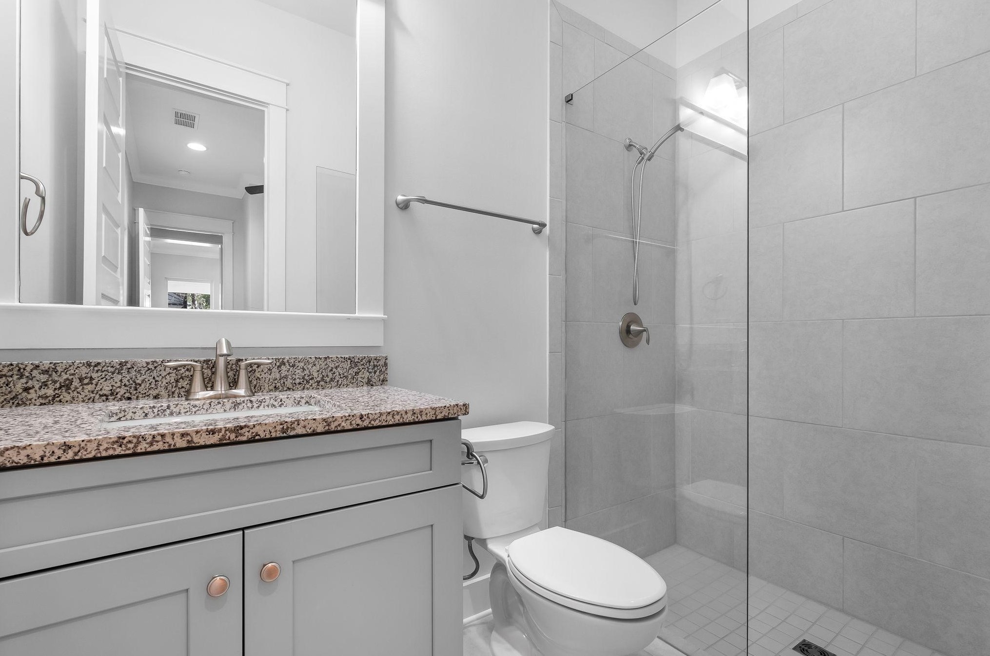 245 Seacrest Dr, Panama City FL 32461-7047 exterior