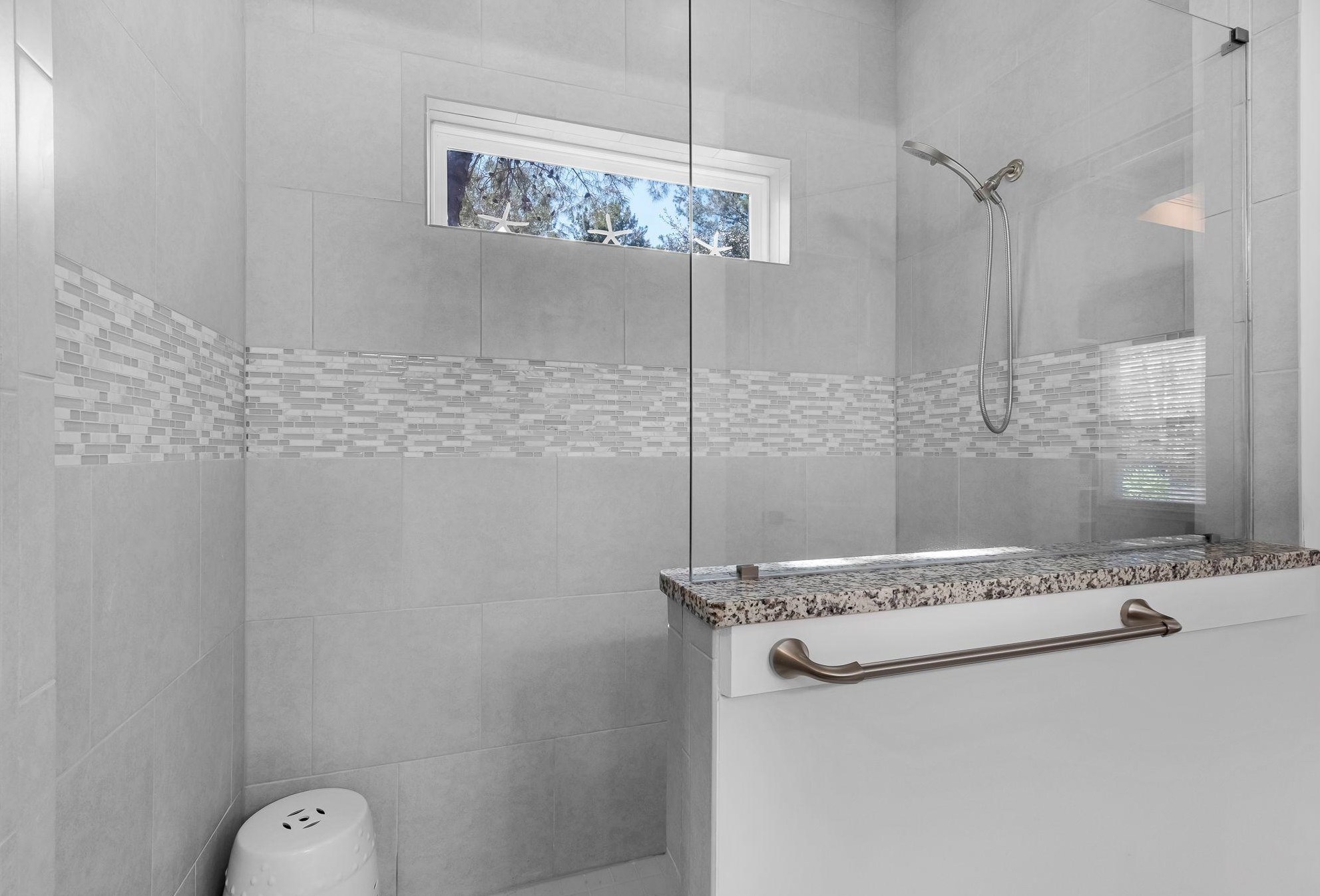 245 Seacrest Dr, Panama City FL 32461-7047 exterior