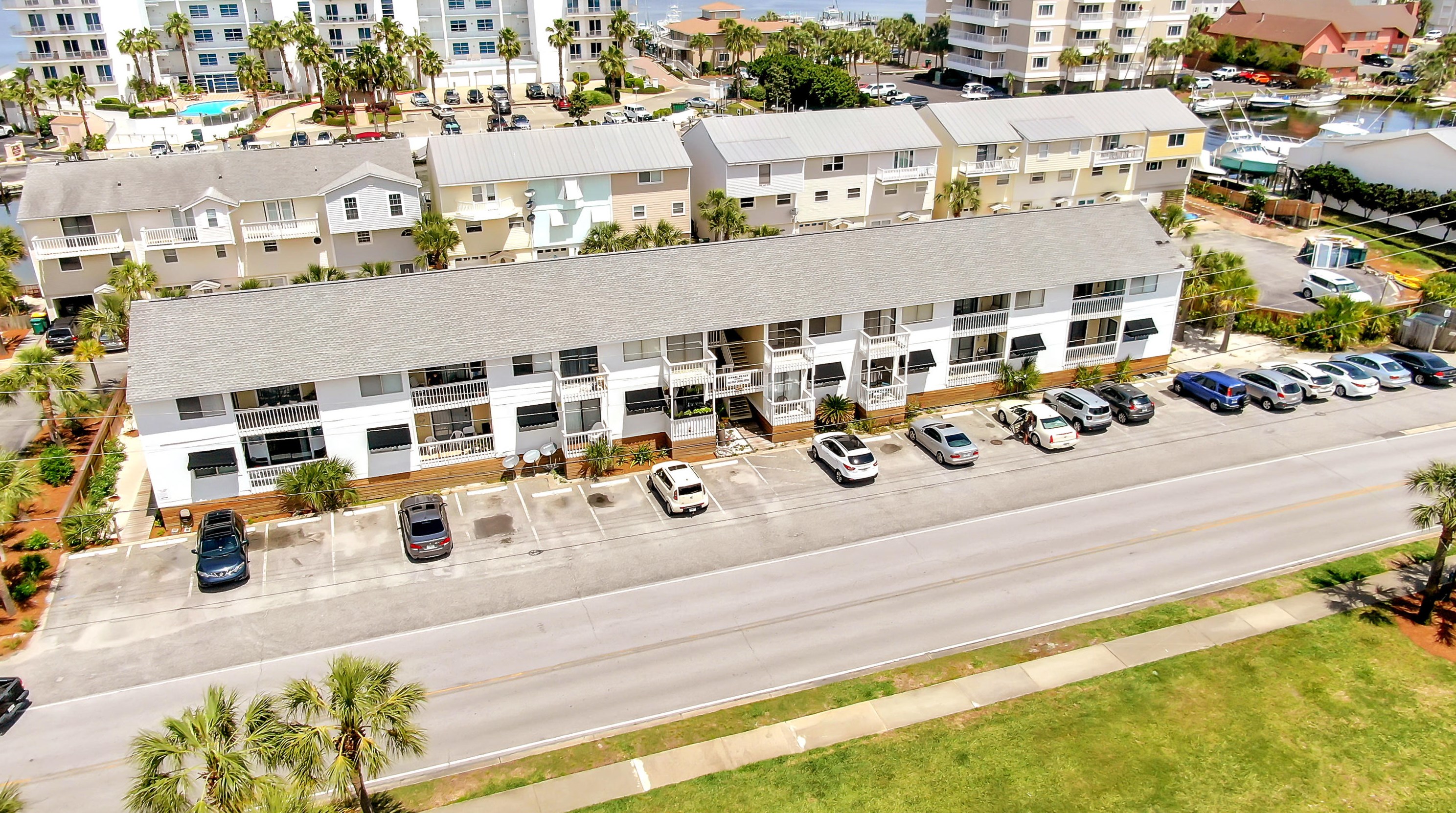 445 Gulf Shore Dr, Destin FL  32541-5005 exterior