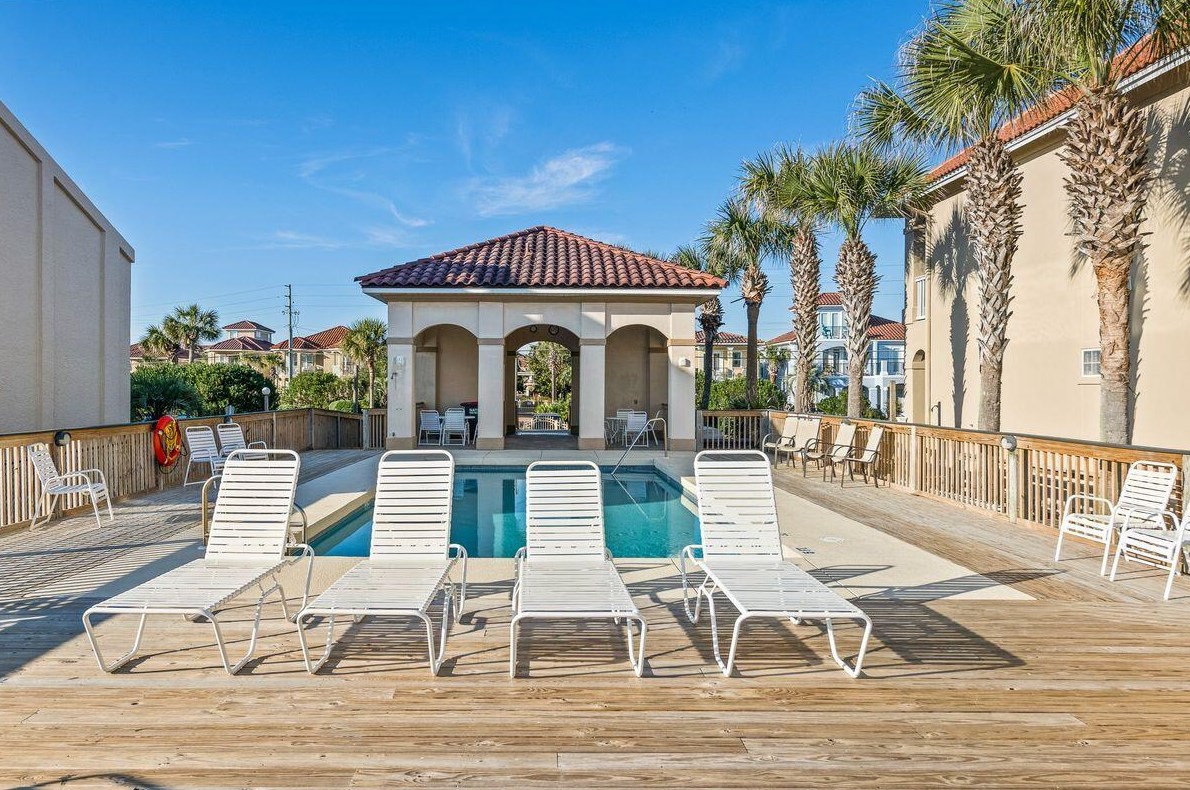 403 Ln Valencia Cir, Panama City FL 32413-3344 exterior