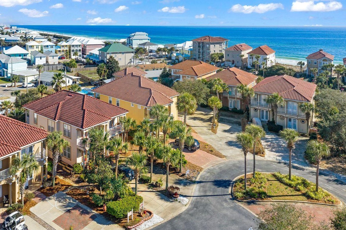 403 Ln Valencia Cir, Panama City FL 32413-3344 exterior