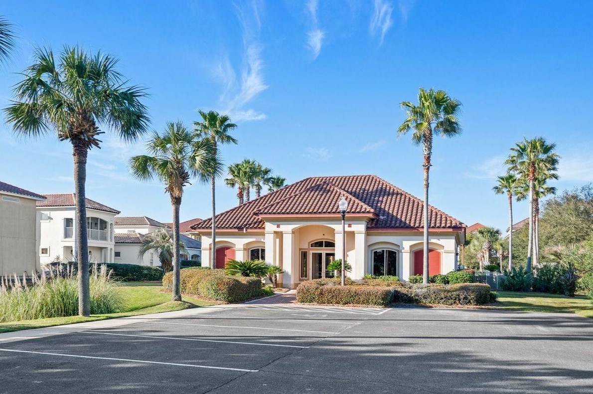 403 Ln Valencia Cir, Panama City FL 32413-3344 exterior