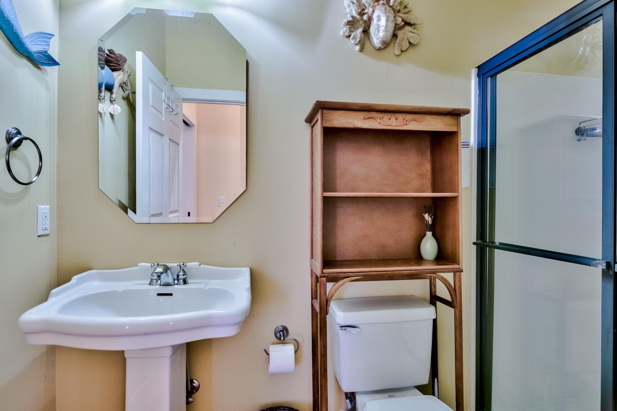 319 Ln Valencia Cir, Panama City FL 32413-3343 exterior