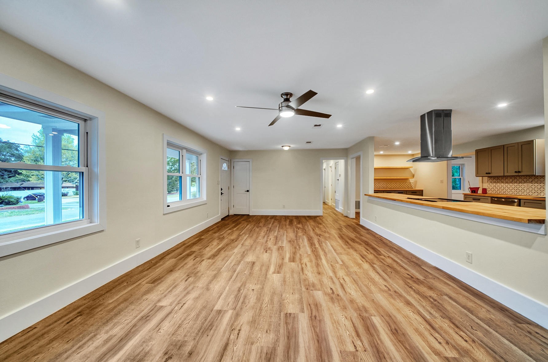 122 Dyer St, Niceville FL  32578-2623 exterior