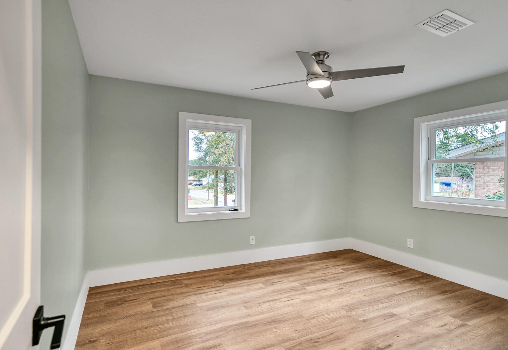 122 Dyer St, Niceville FL  32578-2623 exterior