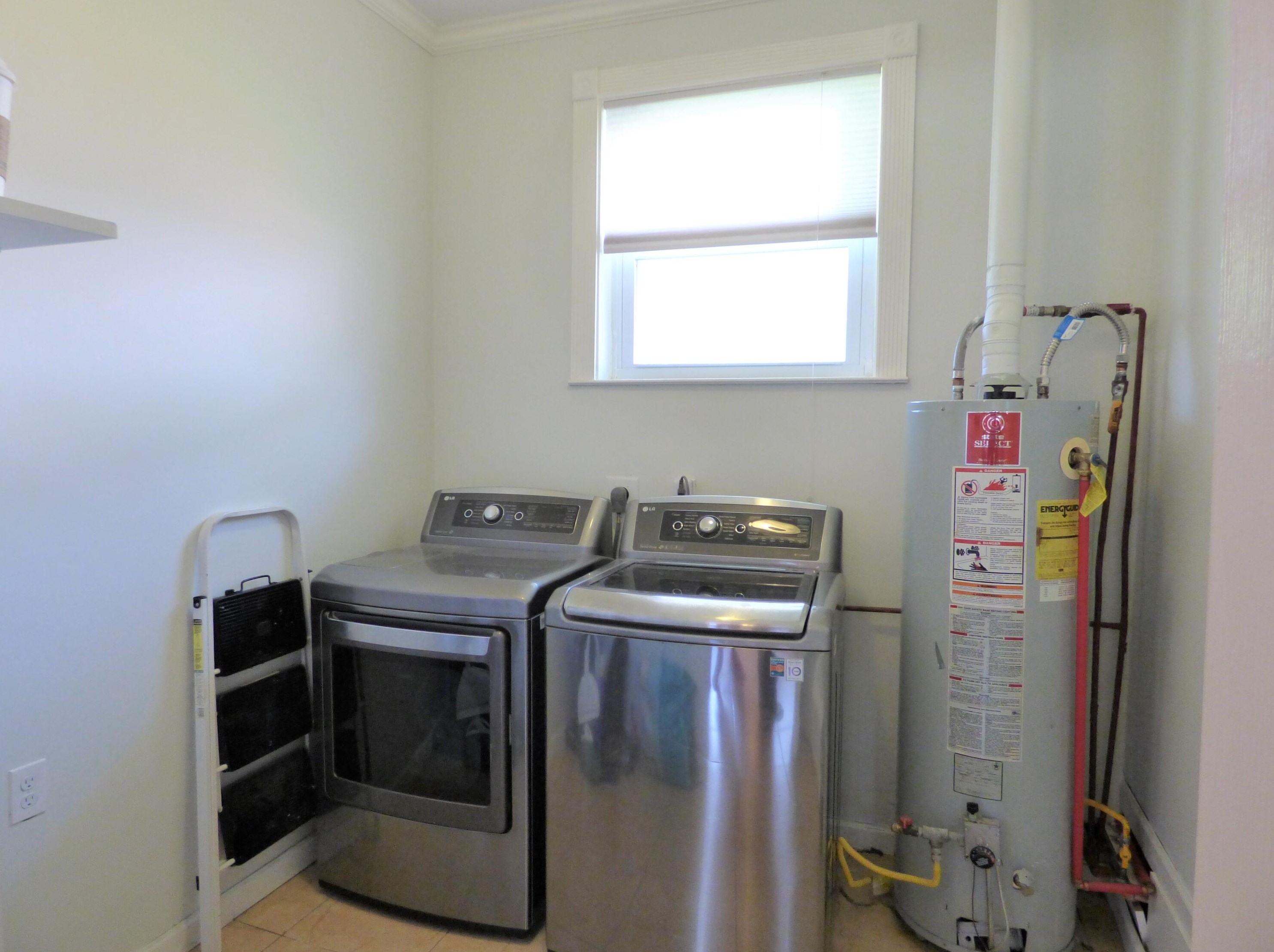 1824 Redwood Ave, Niceville FL  32578-3655 exterior