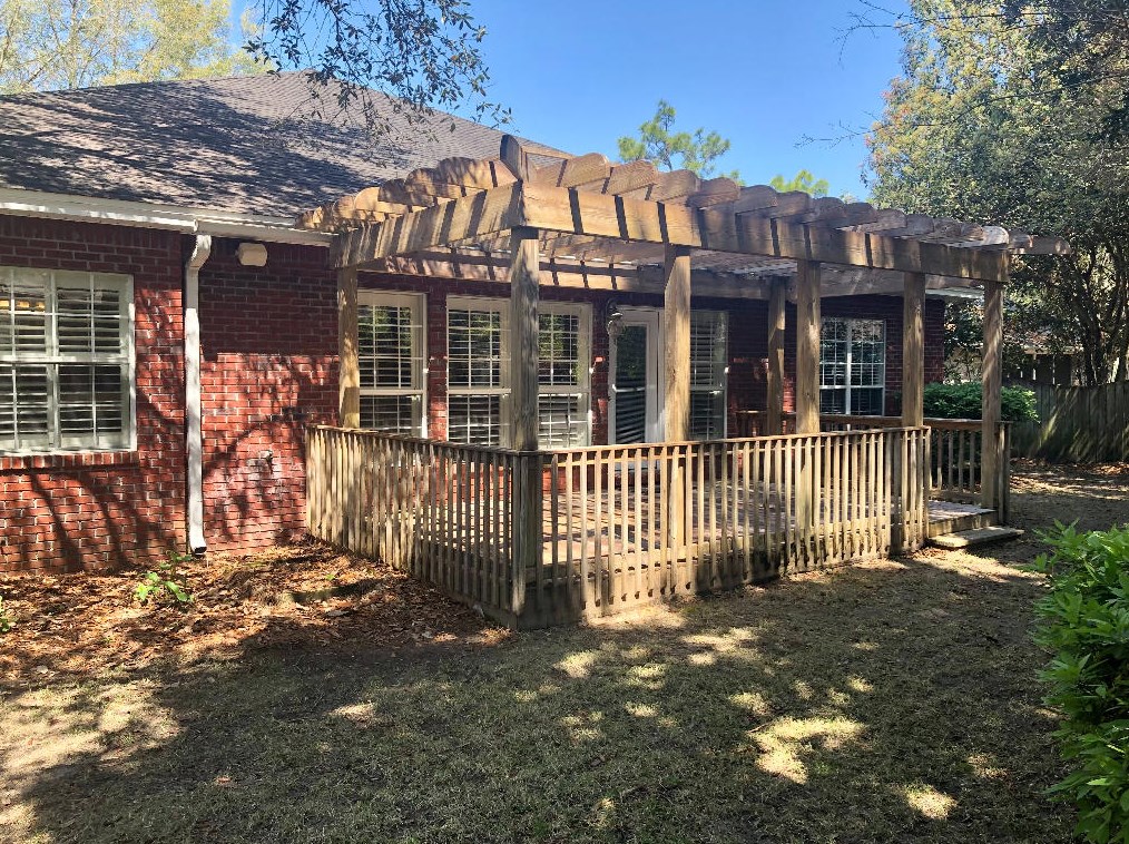 811 Coldwater Creek Cir, Niceville FL  32578-1653 exterior