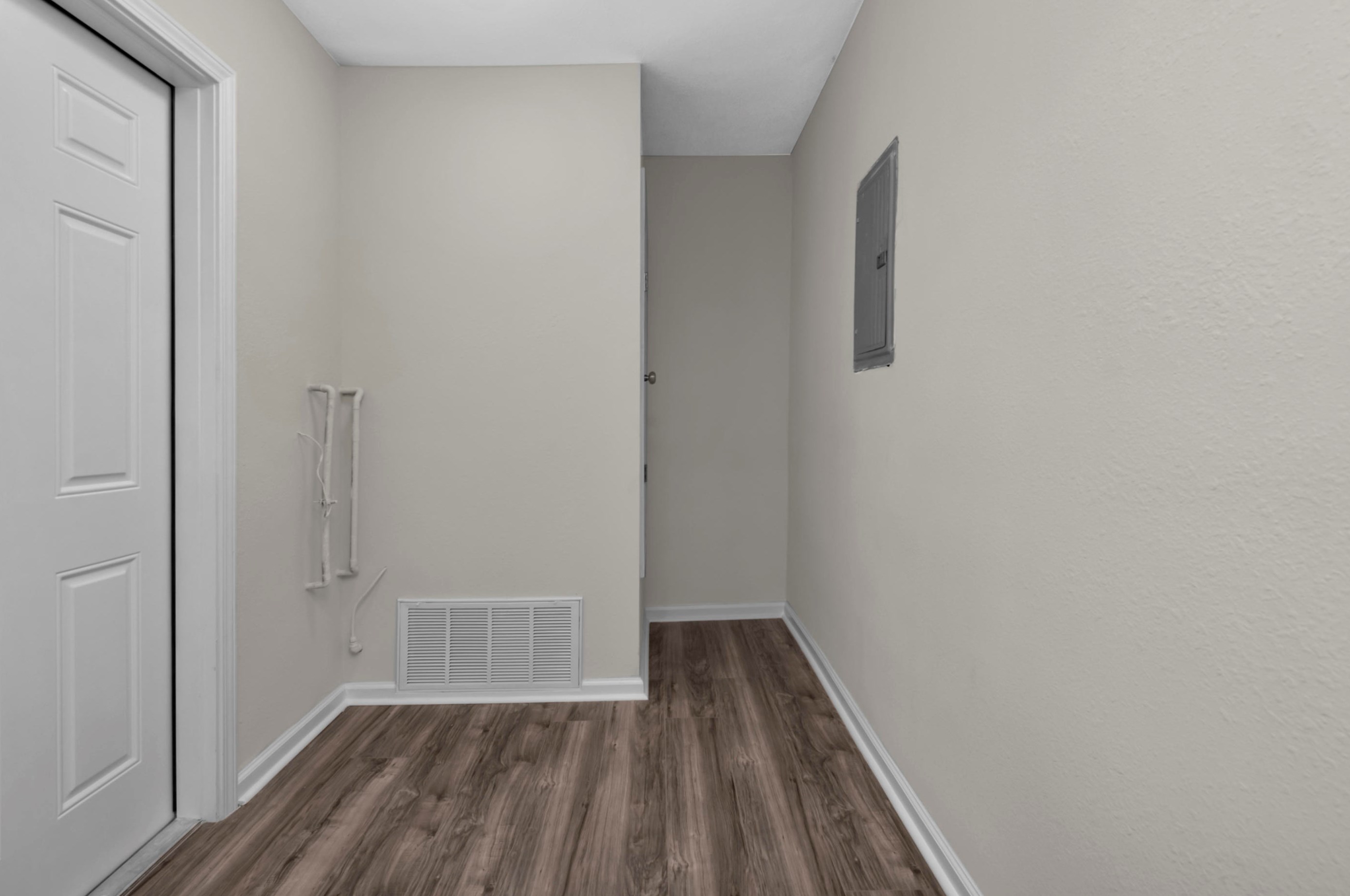 125 Terry Cir, Mary Esther FL  32569-1850 exterior