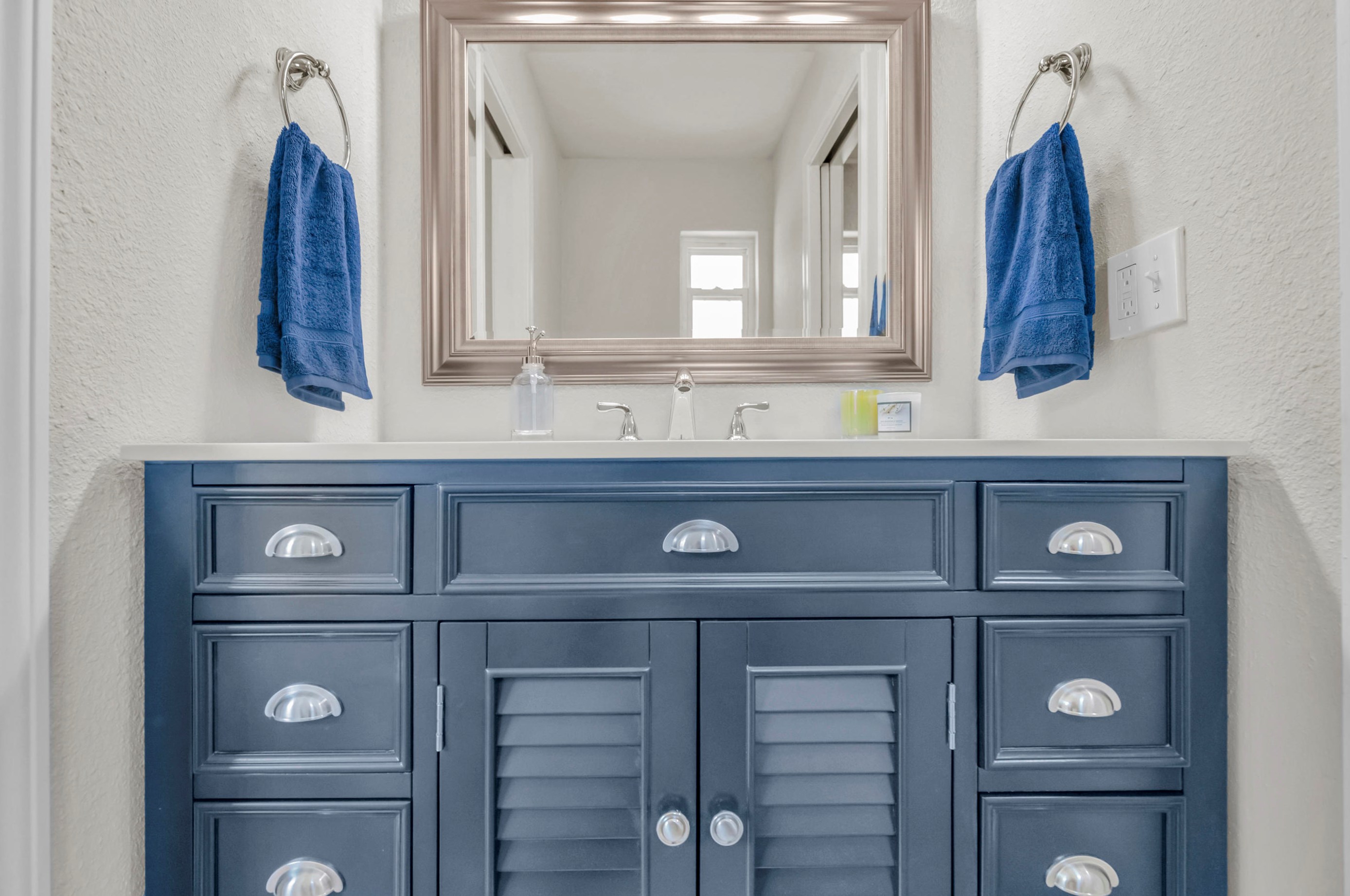 125 Terry Cir, Mary Esther FL  32569-1850 exterior