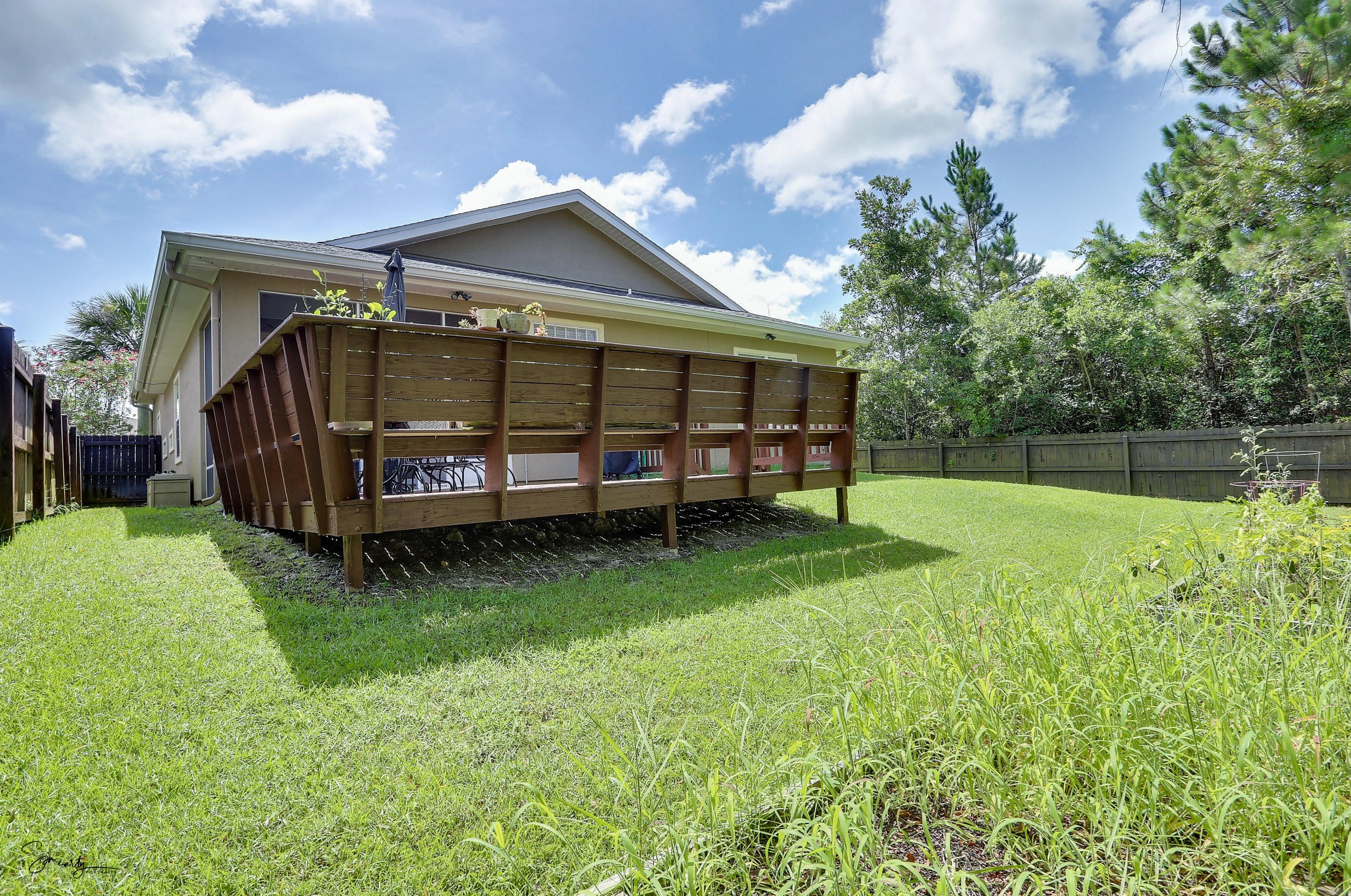 886 Solimar Way, Mary Esther FL  32569-1421 exterior