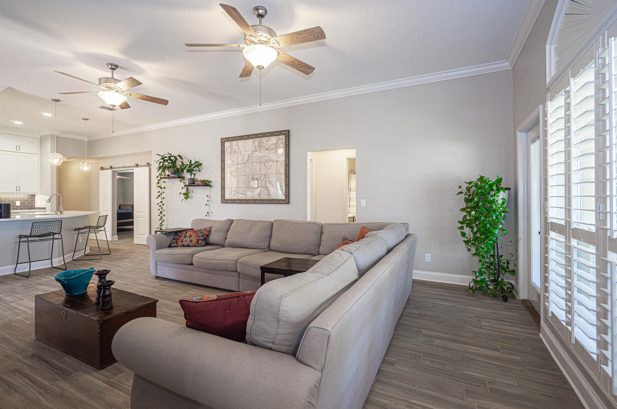 569 Radiant Cir, Mary Esther FL  32569-3424 exterior