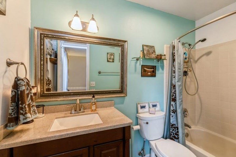 624 Lloyd St, Fort Walton Beach FL  32547-7121 exterior