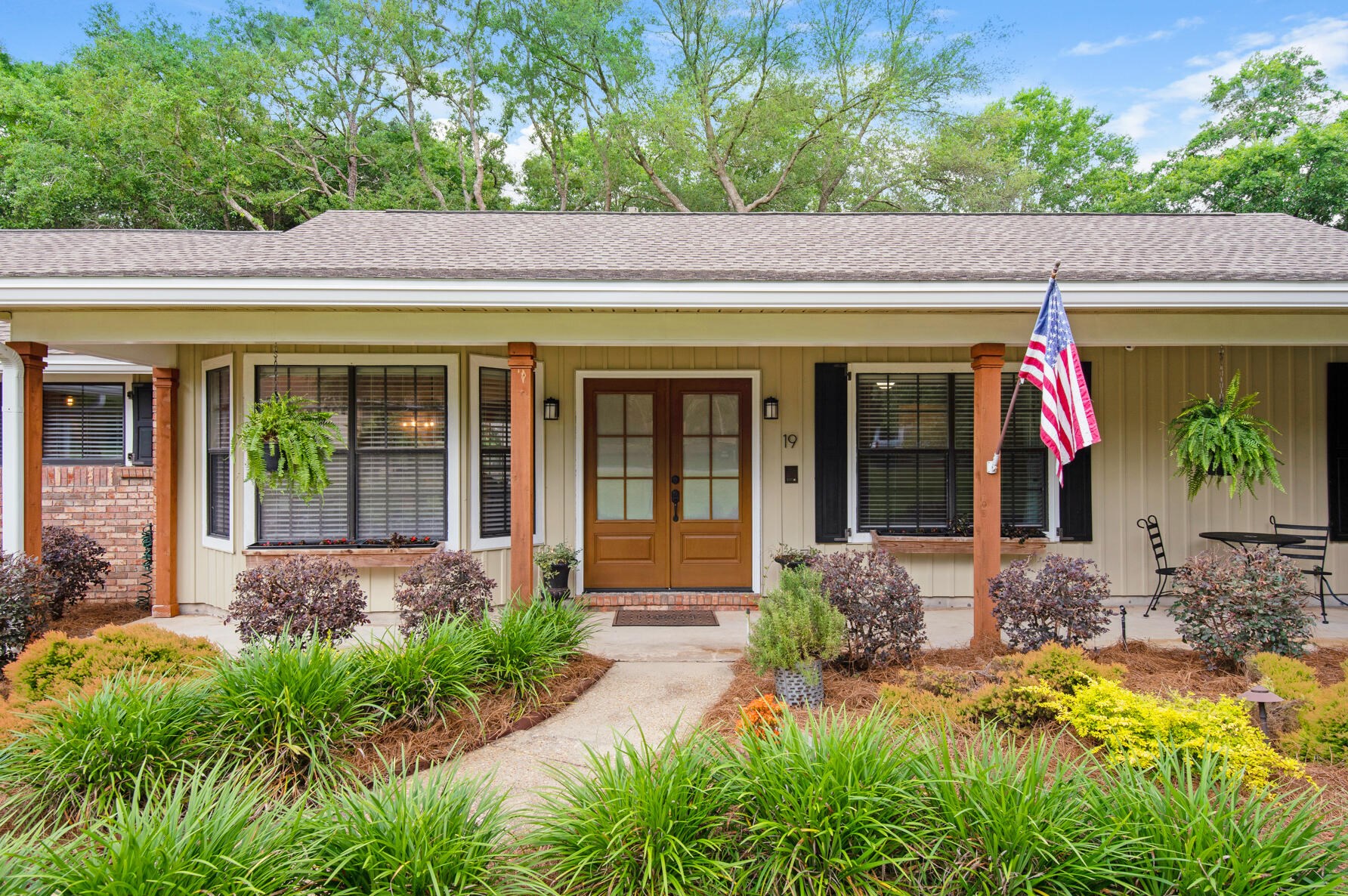 19 Kristin Cir, Niceville FL  32578-1720 exterior