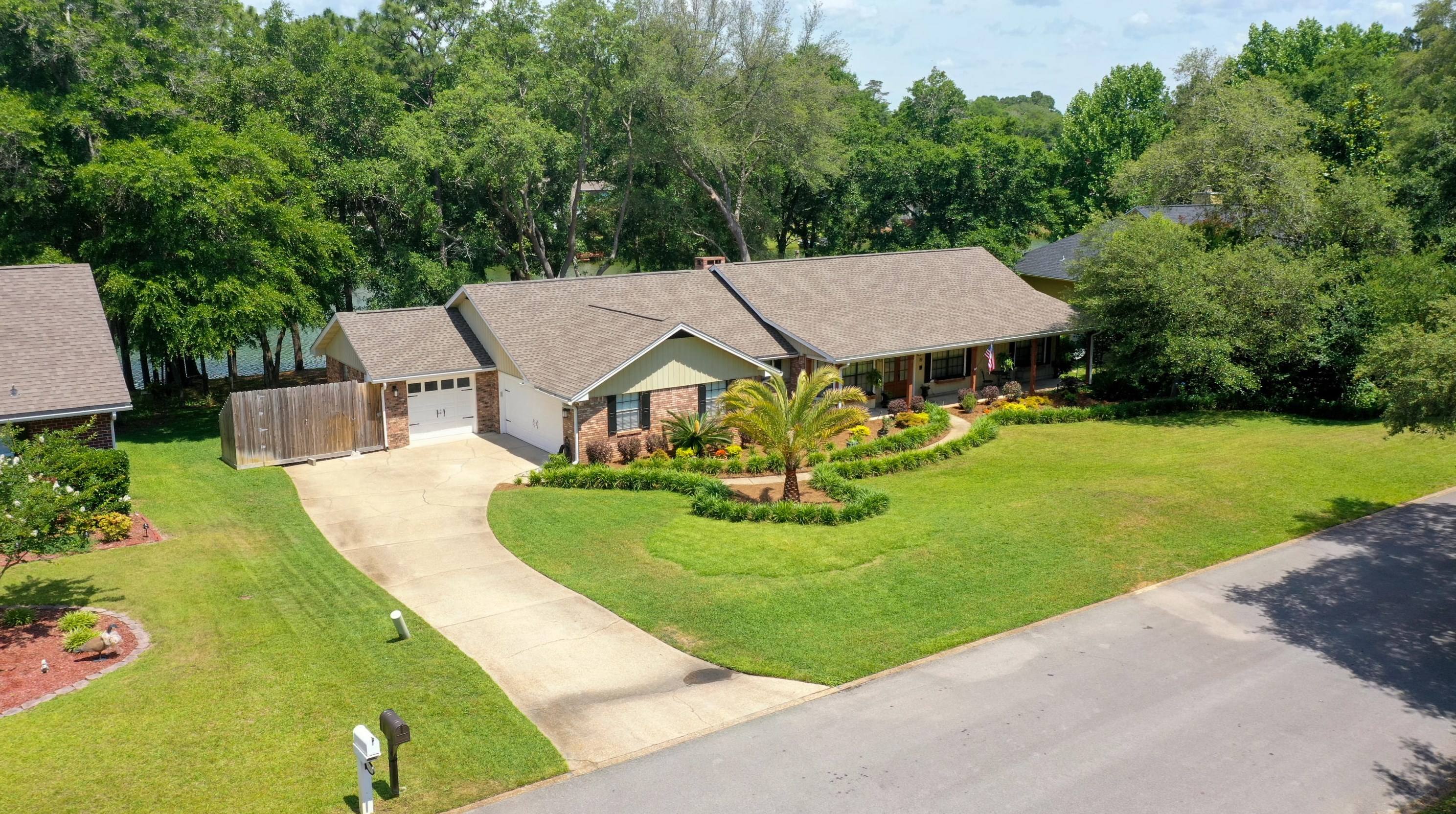 19 Kristin Cir, Niceville FL  32578-1720 exterior