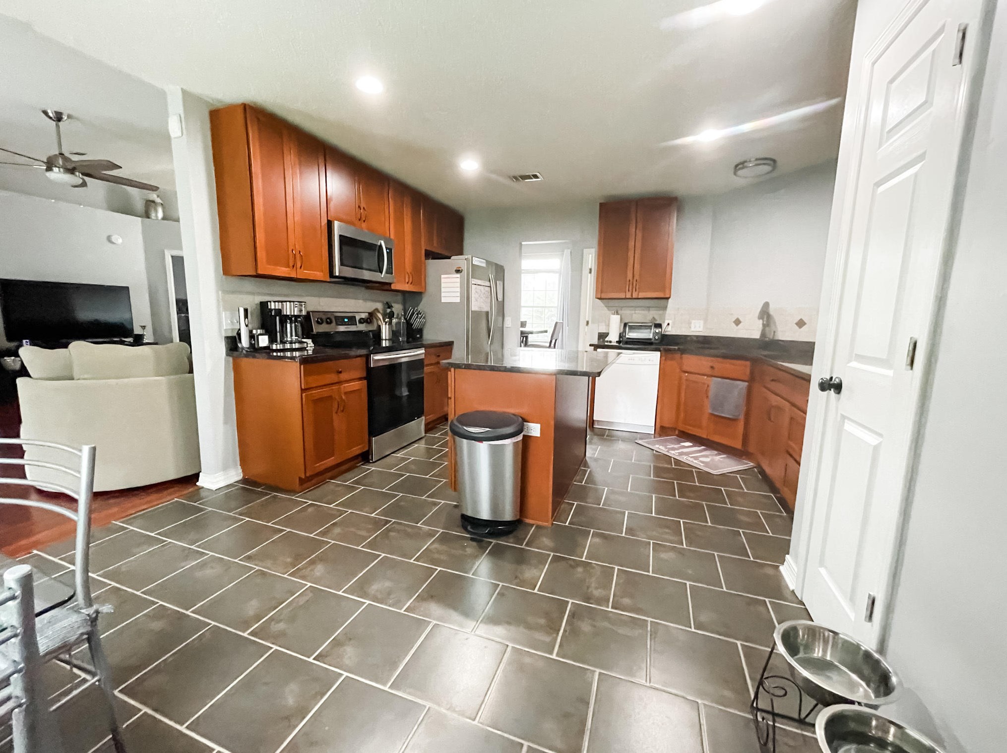 1205 Ego Dr, Crestview FL  32536-4281 exterior