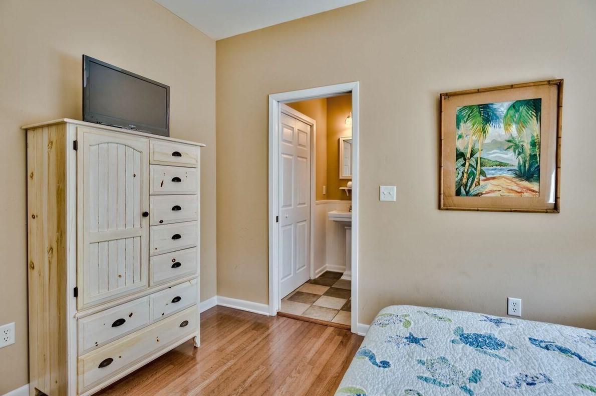 261 Defuniak St, Santa Rosa Beach FL  32459-2848 exterior