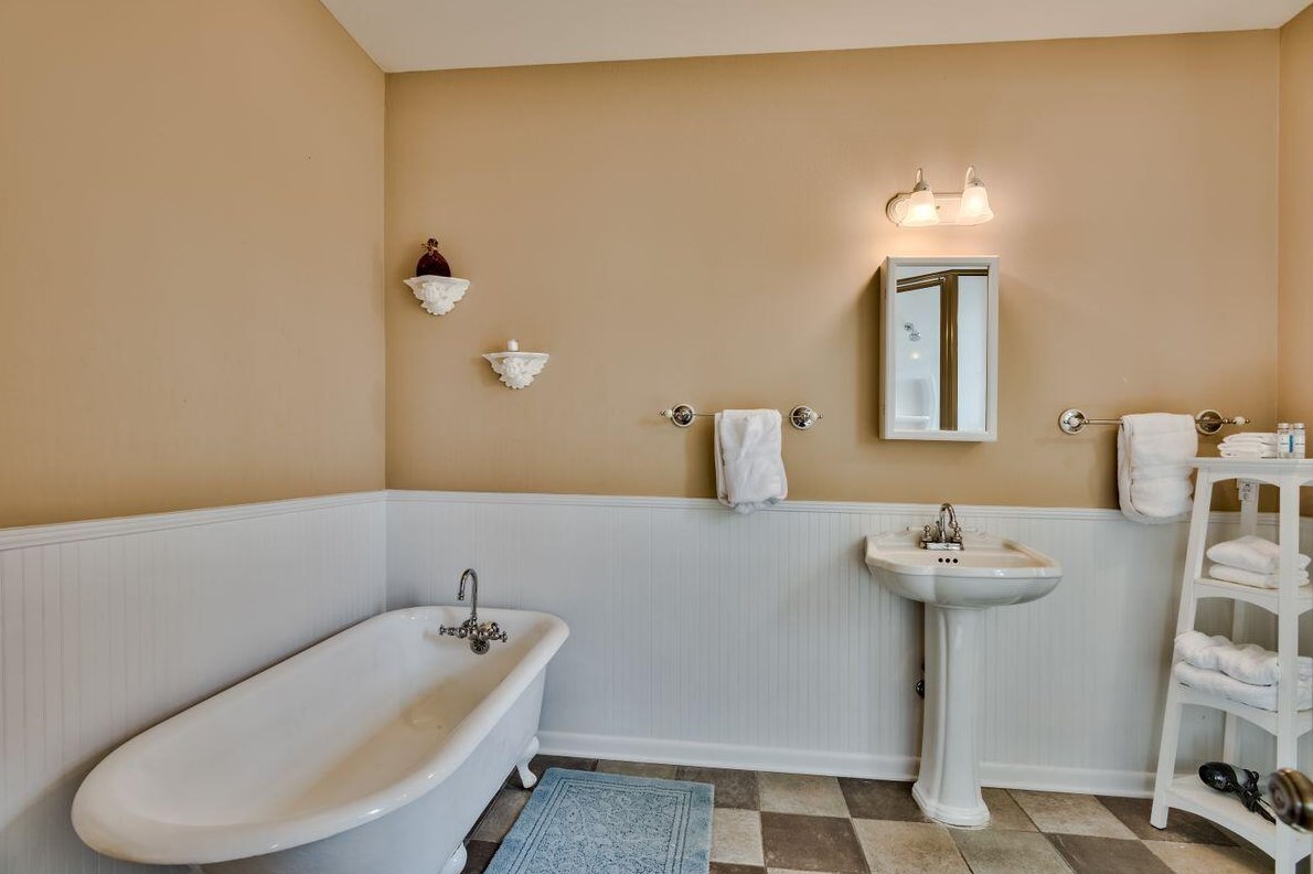 261 Defuniak St, Santa Rosa Beach FL  32459-2848 exterior