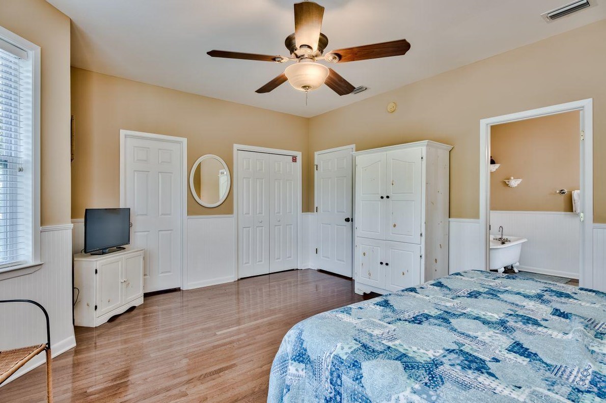 261 Defuniak St, Santa Rosa Beach FL  32459-2848 exterior