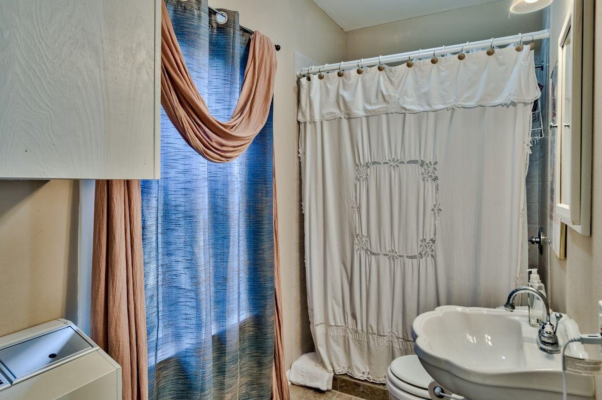 261 Defuniak St, Santa Rosa Beach FL  32459-2848 exterior