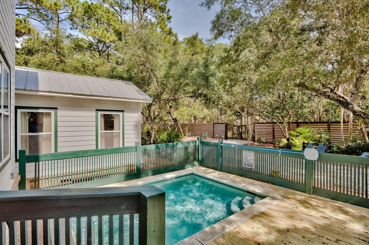 261 Defuniak St, Santa Rosa Beach FL  32459-2848 exterior