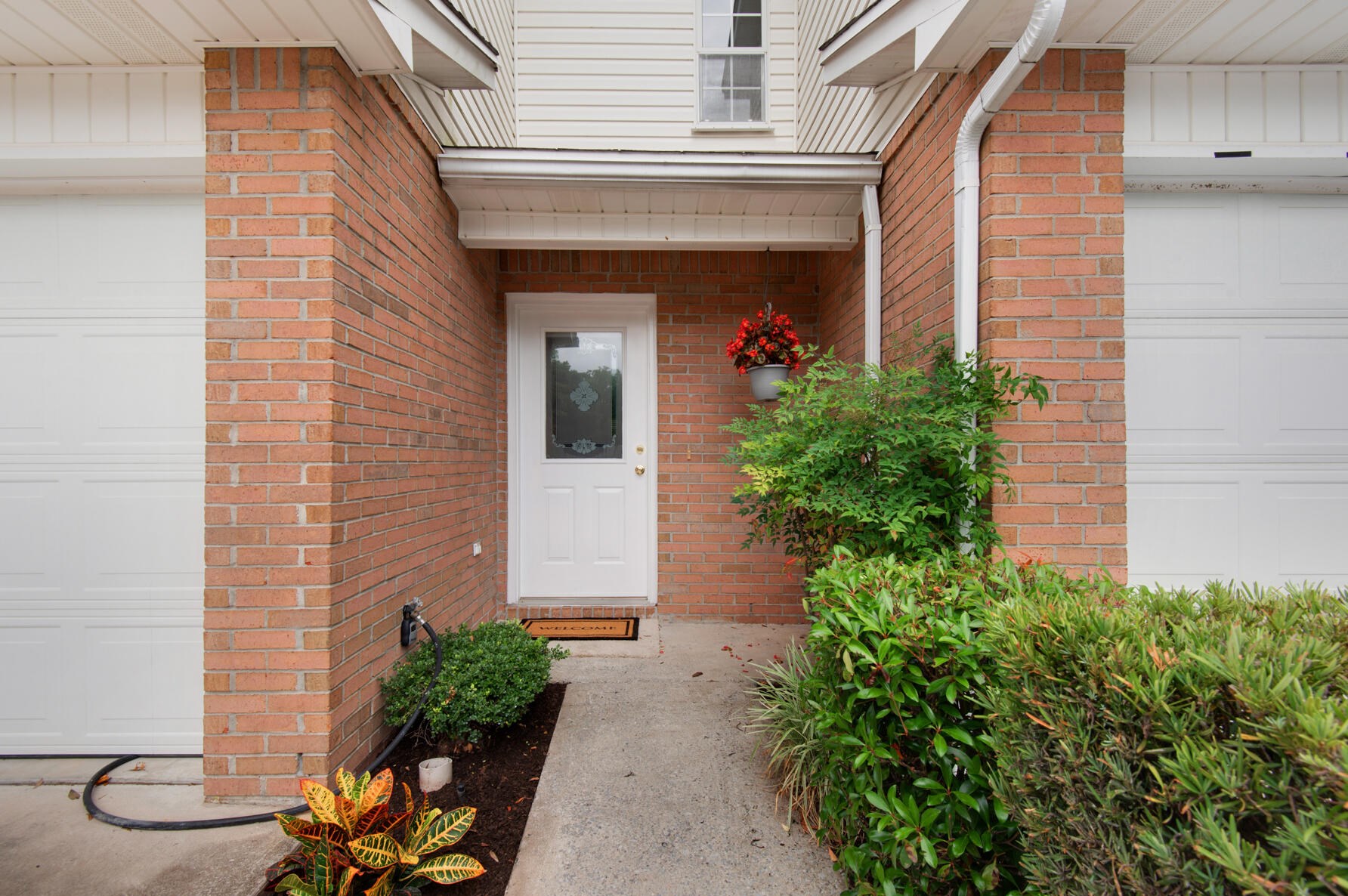 882 Dunwoody Pl, Fort Walton Beach FL  32547-4276 exterior