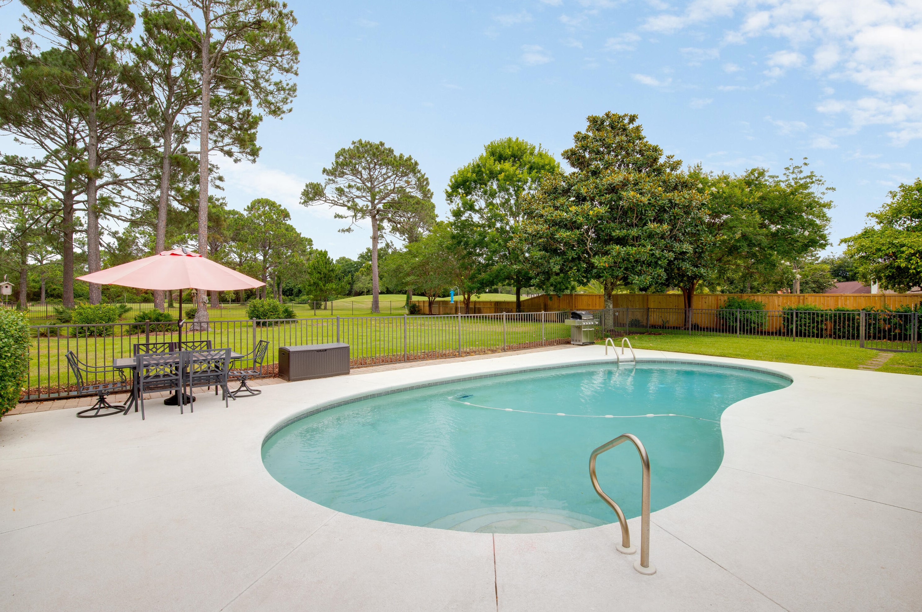 31 Country Club Dr, Destin FL  32541-4403 exterior