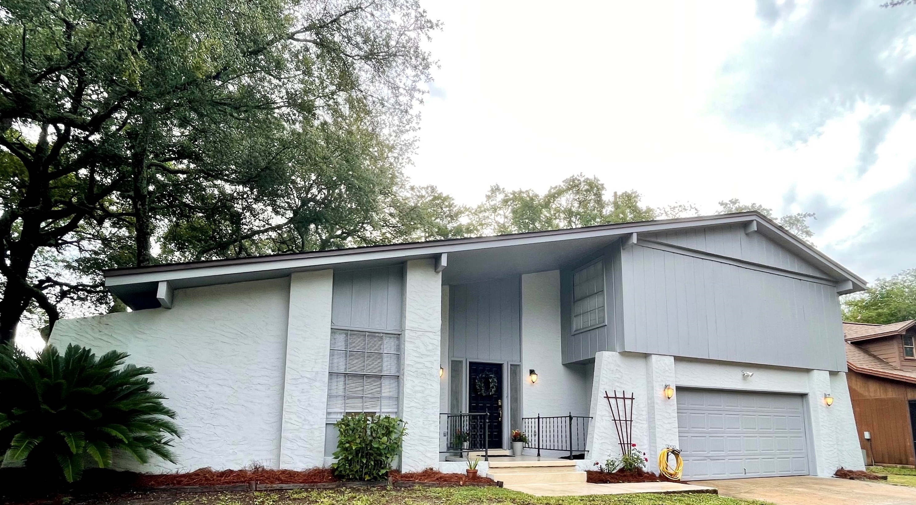 2461 Duncan Dr, Niceville FL  32578-2910 exterior