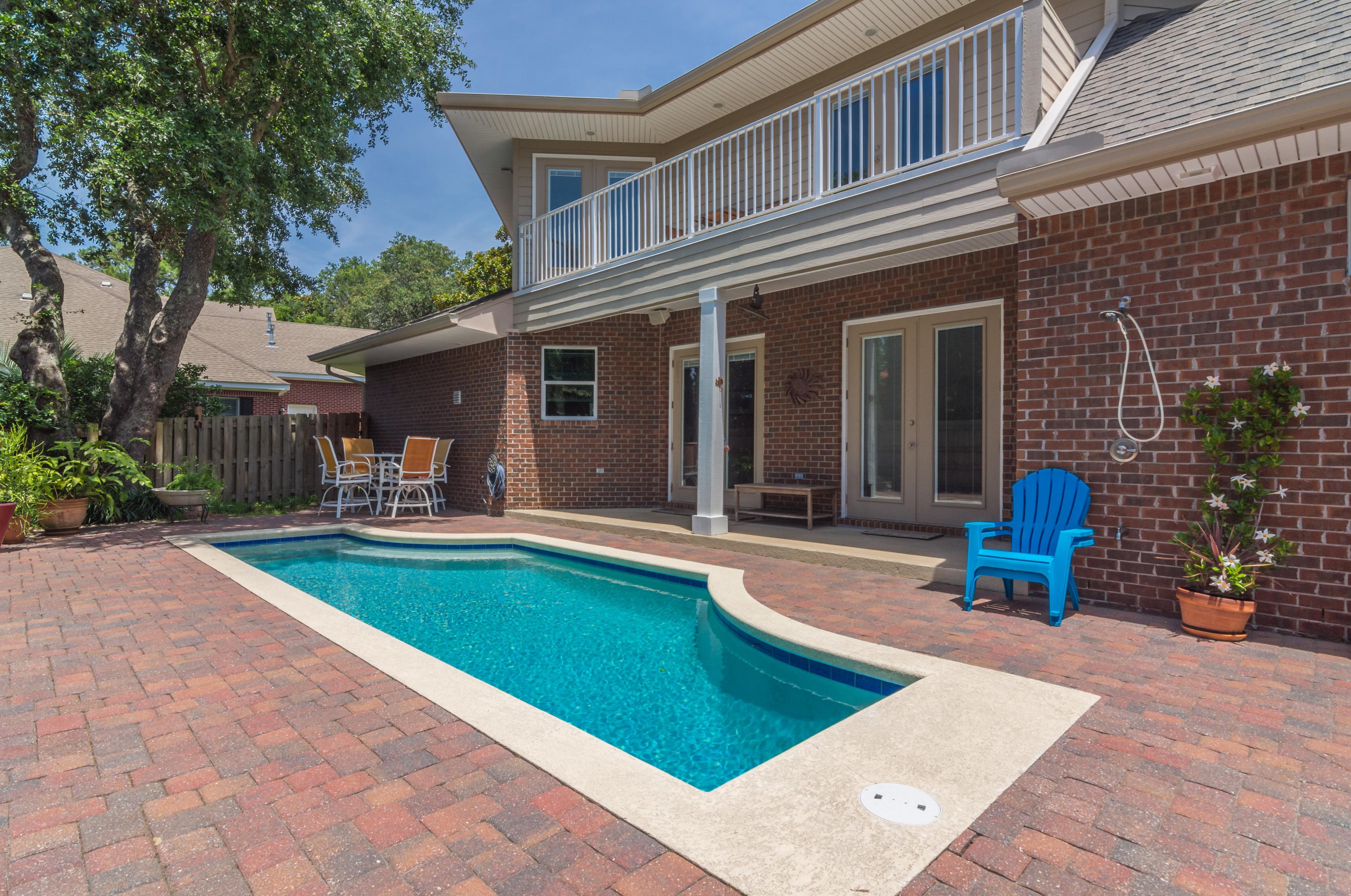 16 Plantation Oaks Dr, Mary Esther FL  32569-2902 exterior