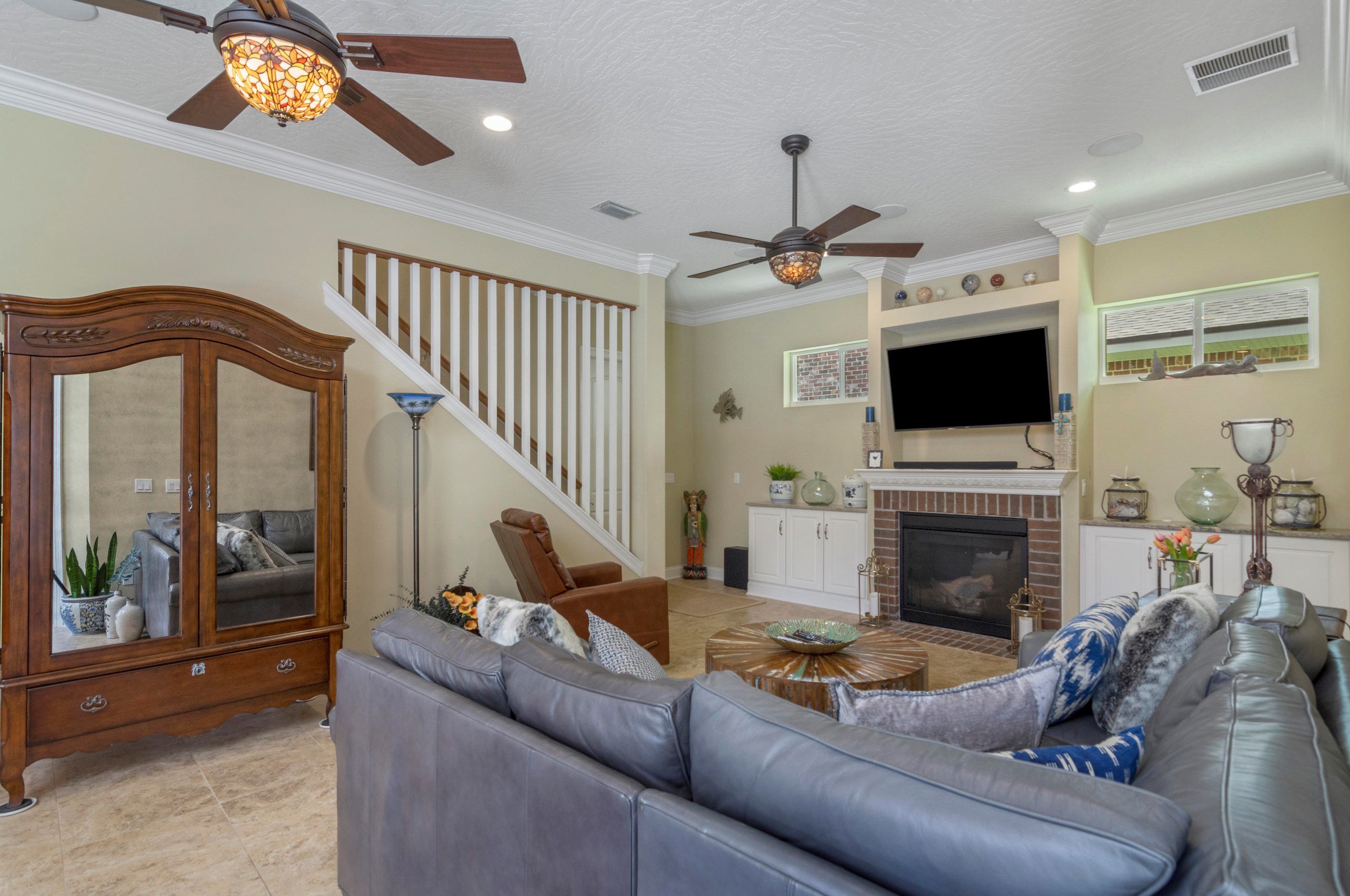 16 Plantation Oaks Dr, Mary Esther FL  32569-2902 exterior