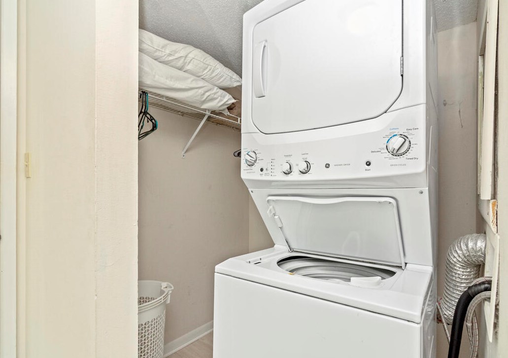 900 Gulf Shore Dr, Destin FL  32541-3230 exterior