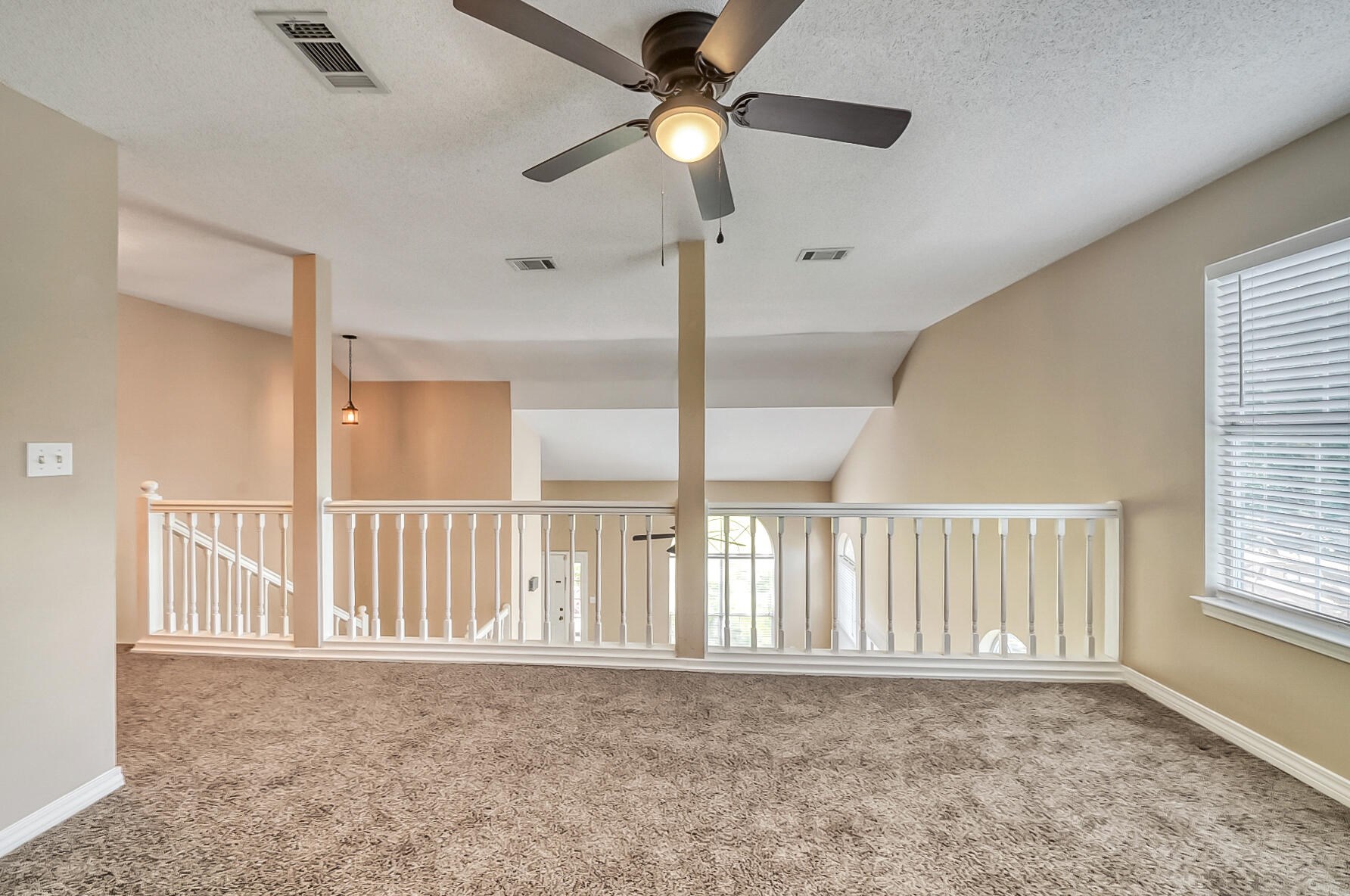 301 Ashley Dr, Crestview FL  32536-9292 exterior