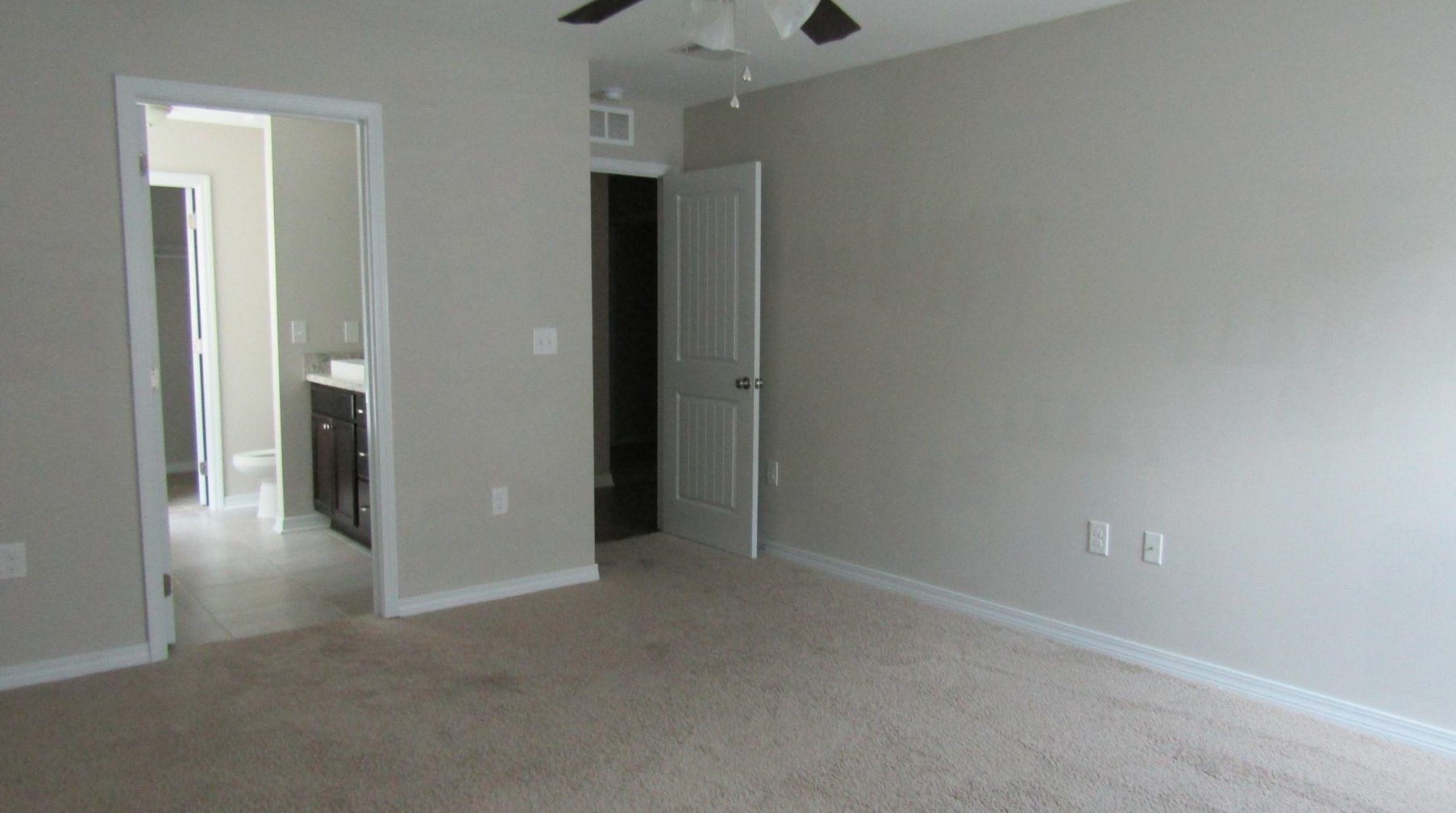 424 Eisenhower Dr, Crestview FL  32539-6953 exterior