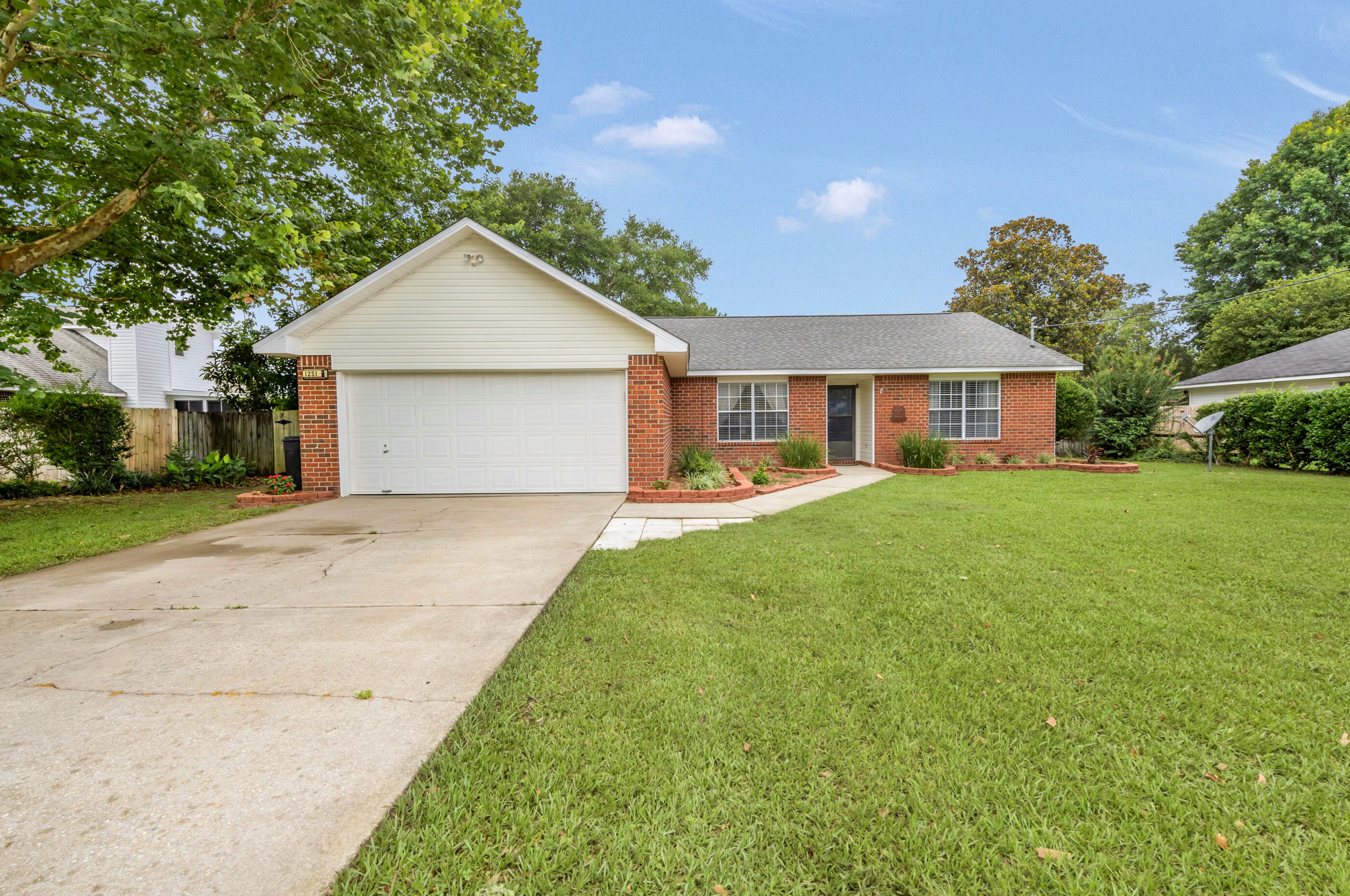 1251 Ego Dr, Crestview FL  32536-4269 exterior