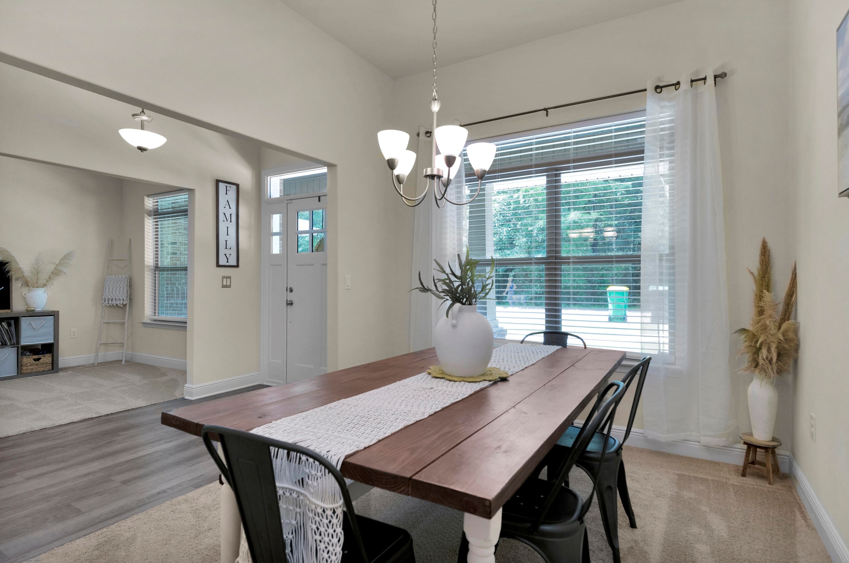 2432 Genevieve Way, Crestview FL  32536-7221 exterior