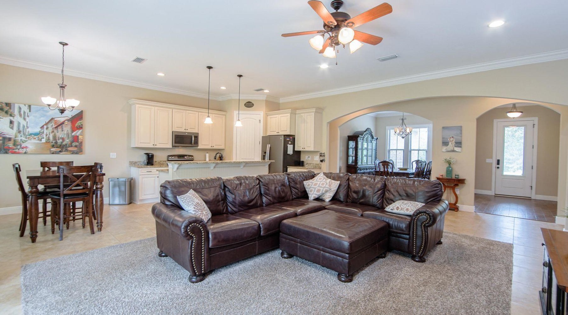 420 Shoal River Dr, Crestview FL  32539-8372 exterior
