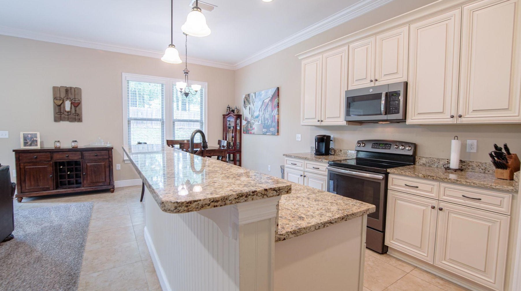 420 Shoal River Dr, Crestview FL  32539-8372 exterior