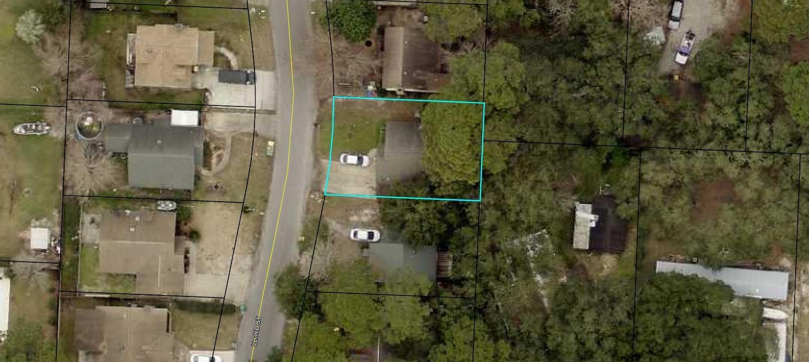 627 Lloyd St, Fort Walton Beach FL  32547-7122 exterior