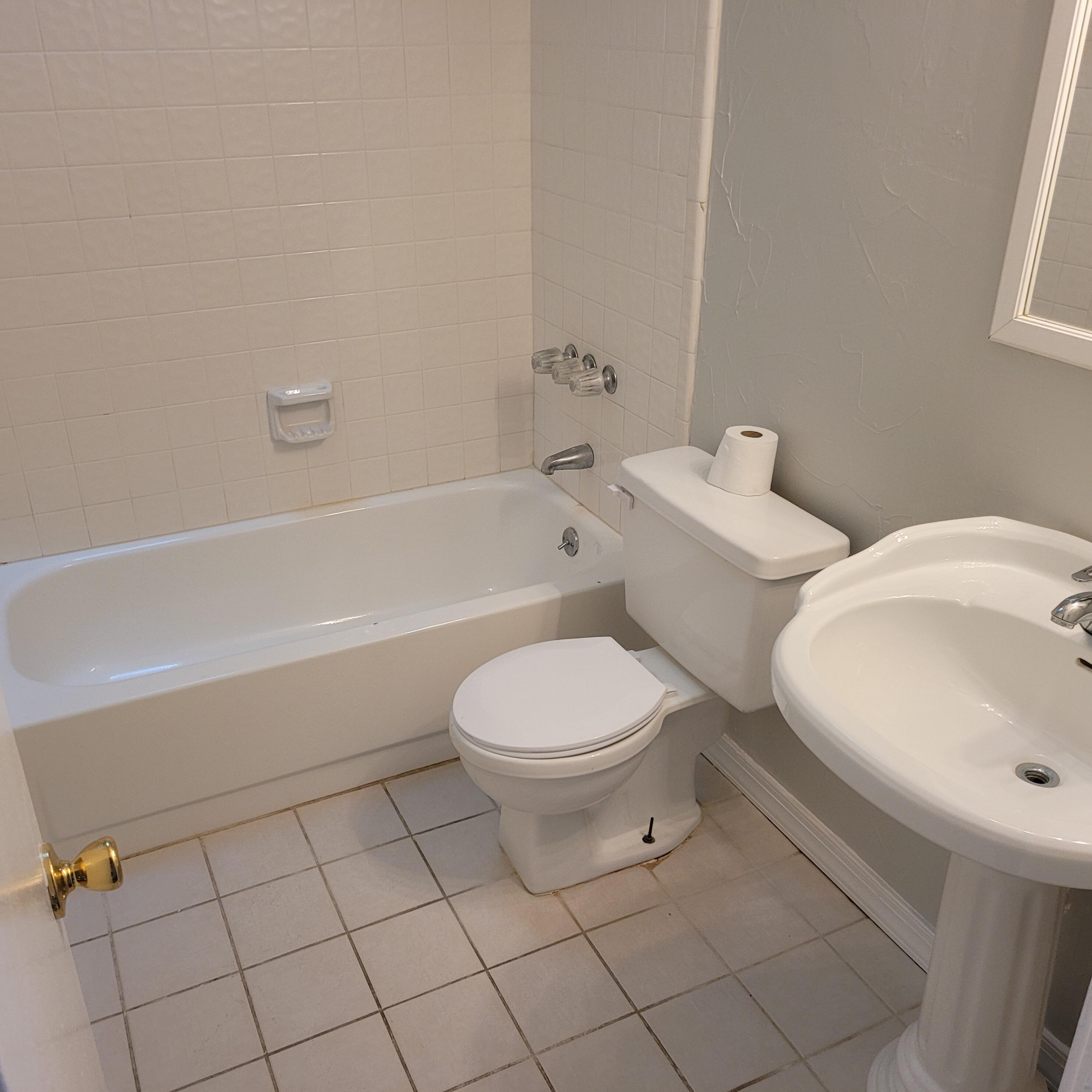 627 Lloyd St, Fort Walton Beach FL  32547-7122 exterior