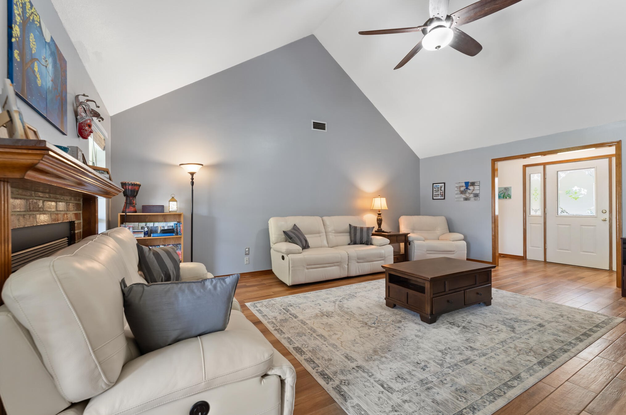 531 Timberlake Dr, Mary Esther FL  32569-2273 exterior