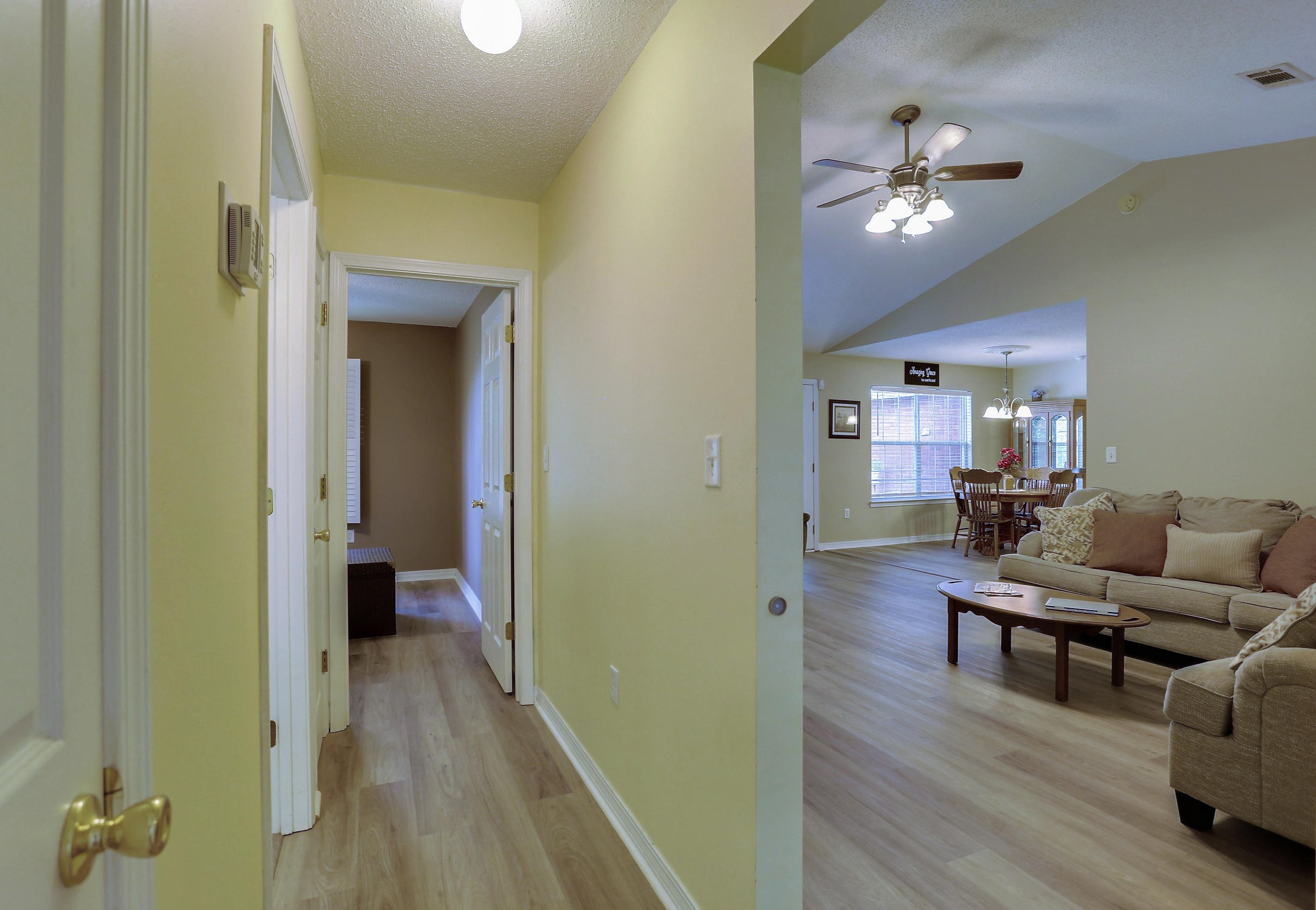 4829 Acorn Dr, Crestview FL  32539-6403 exterior