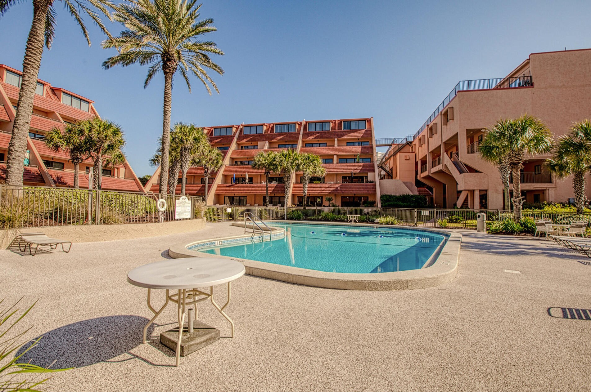 520 Gulf Shore Dr, Destin FL  32541-2079 exterior