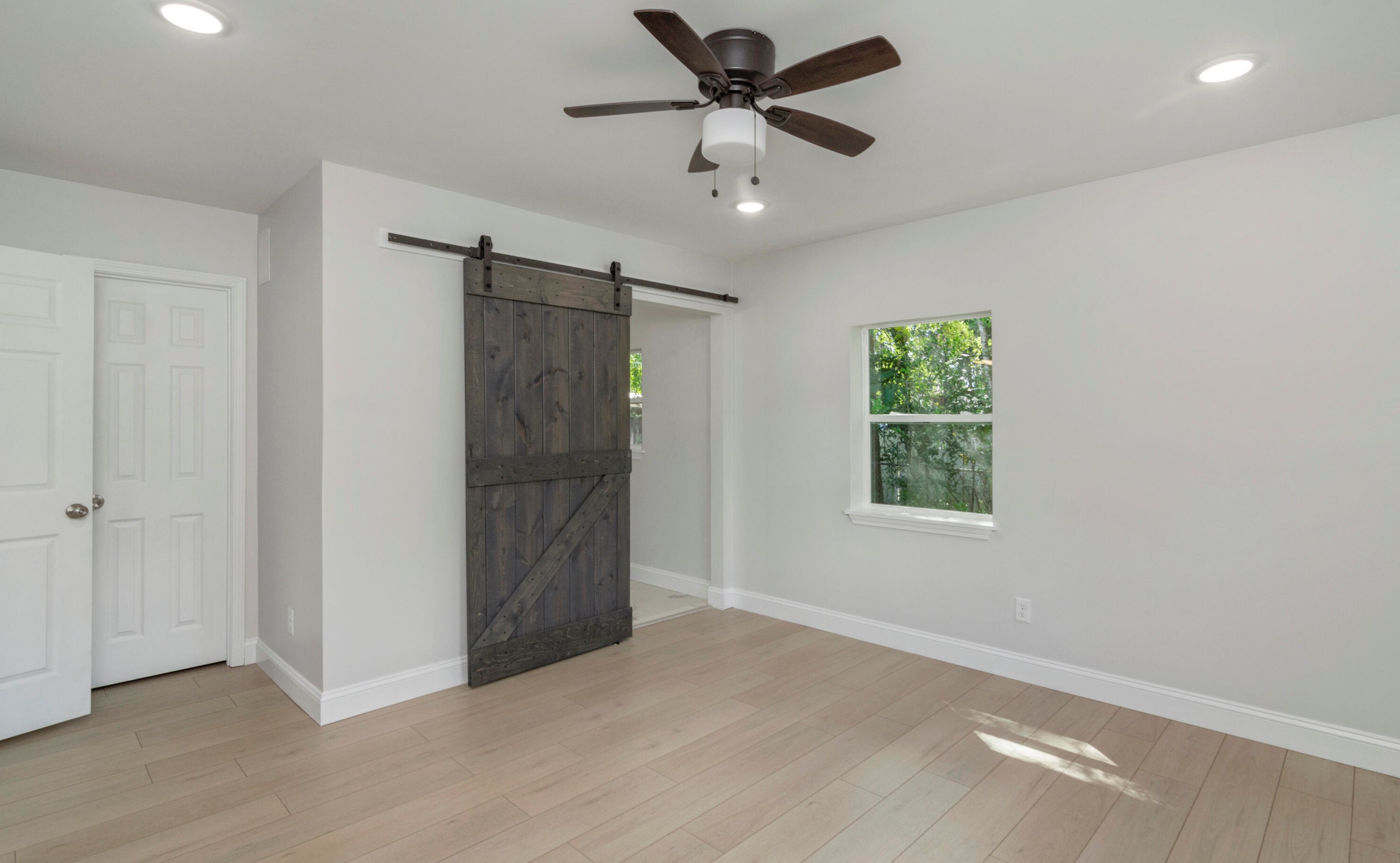 110 Butler Cir, Crestview FL  32536-2418 exterior