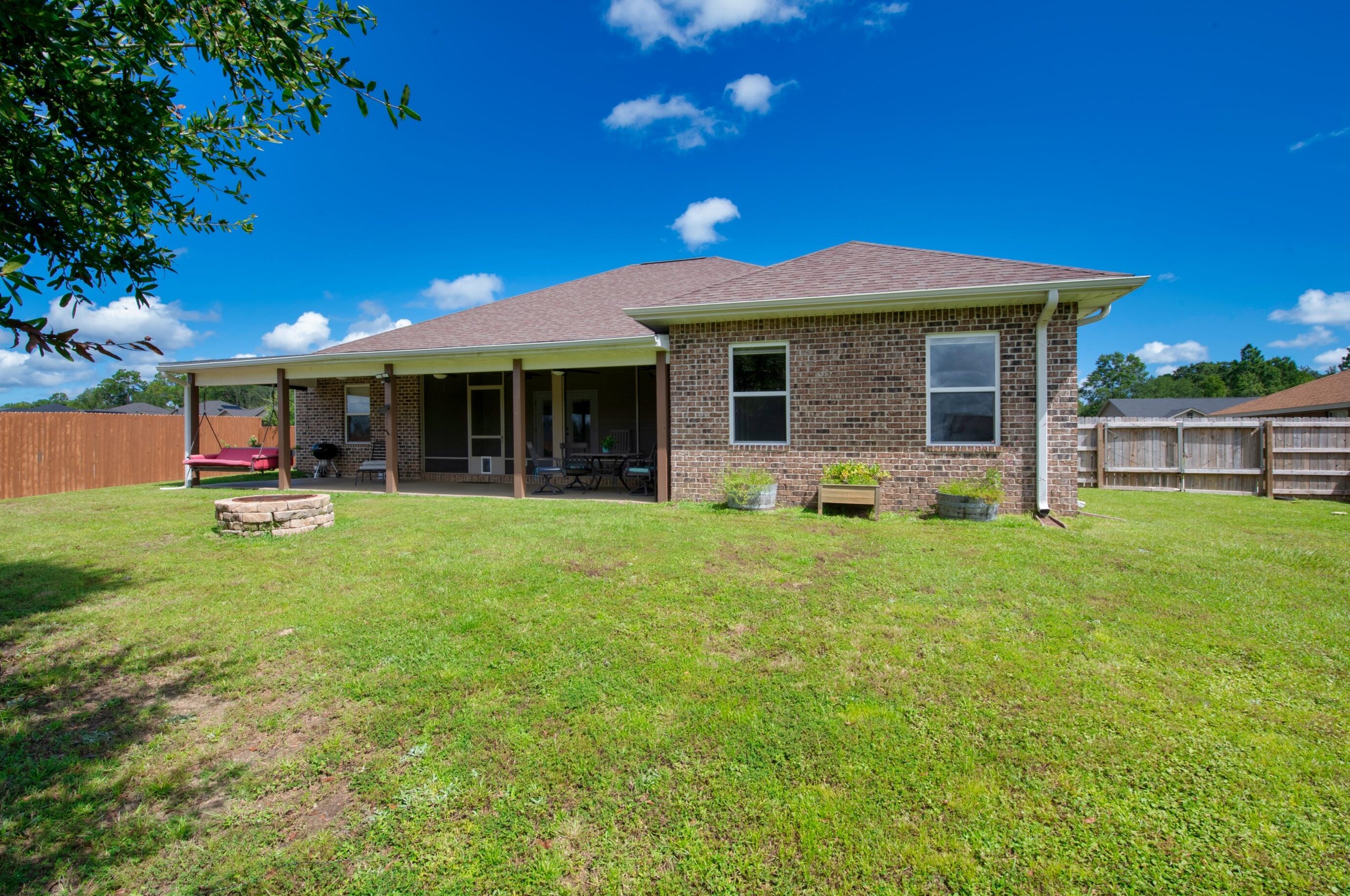 5762 Marigold Loop, Crestview FL  32539-8405 exterior