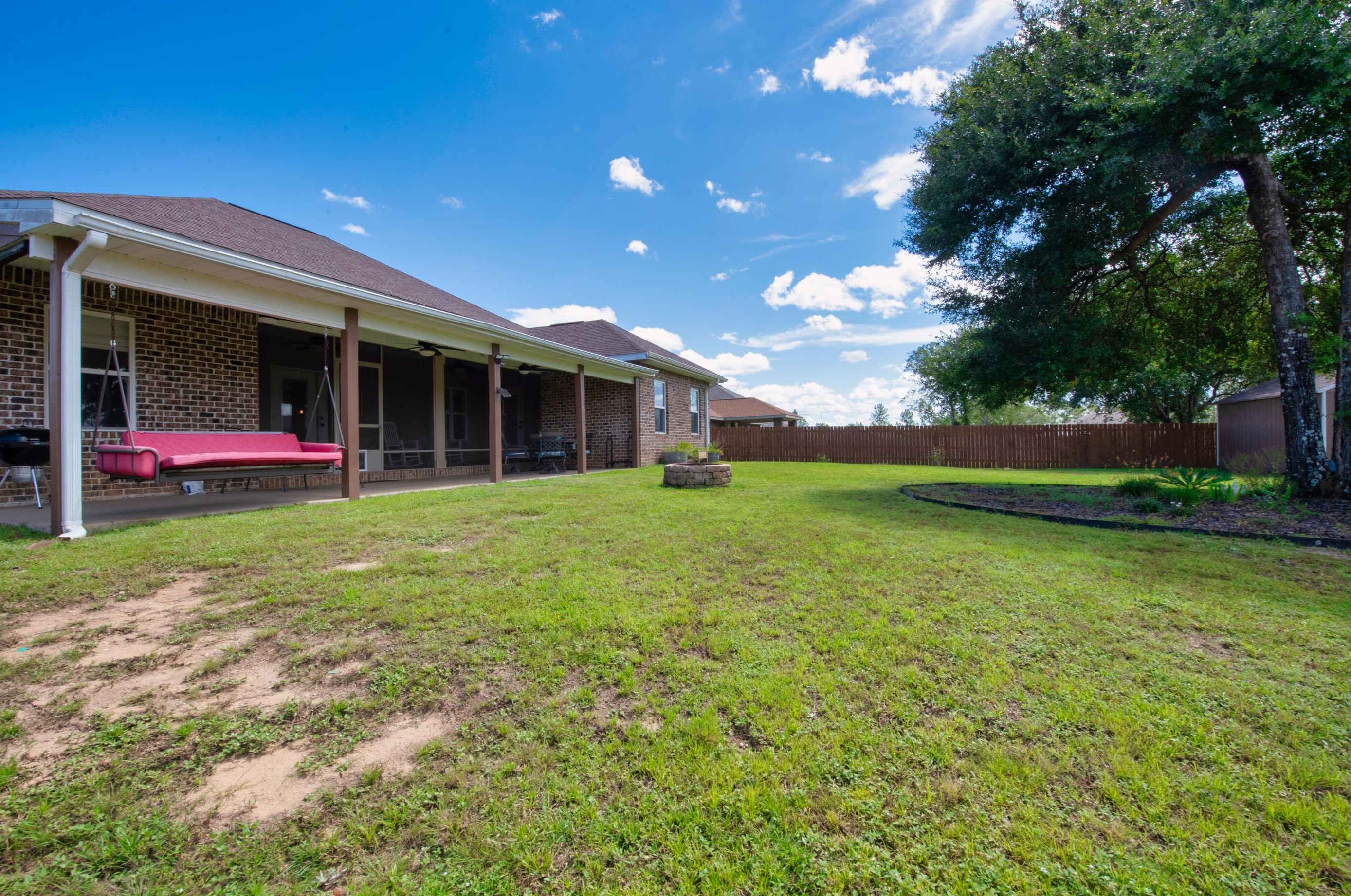 5762 Marigold Loop, Crestview FL  32539-8405 exterior