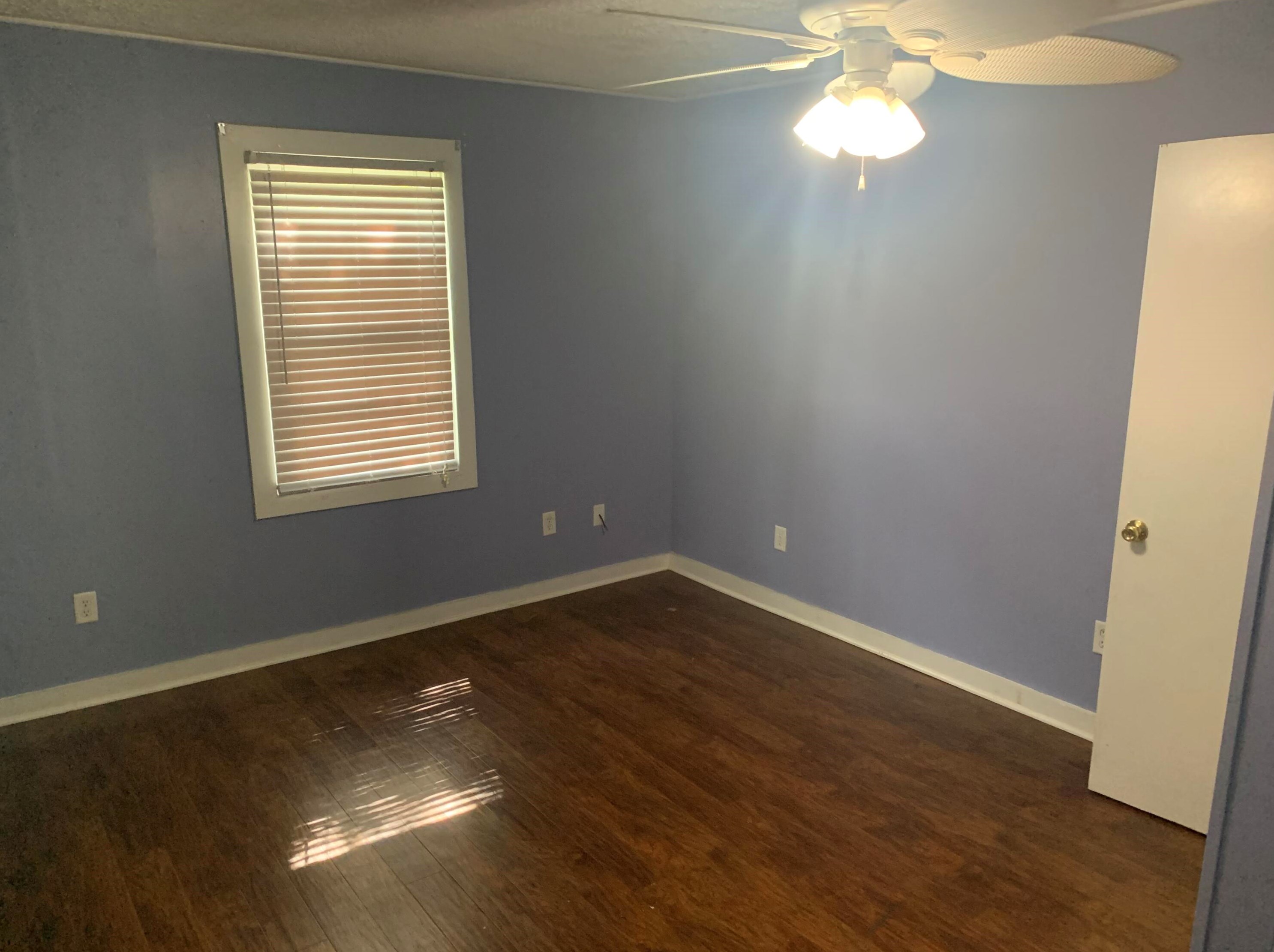 557 Robinson Ave, Crestview FL  32539-4623 exterior