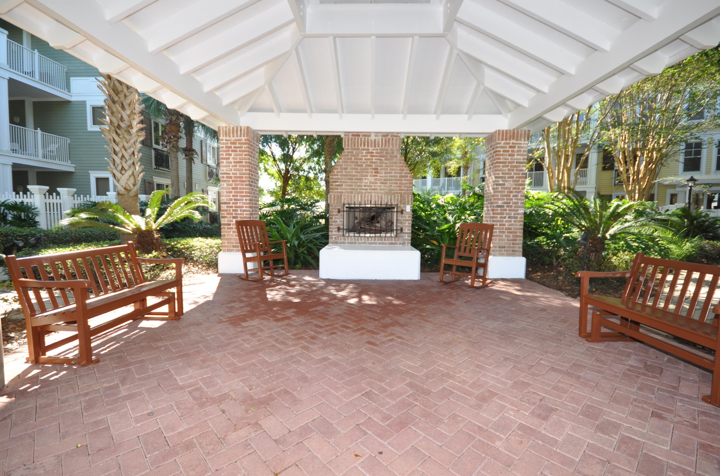 9200 Baytowne Wharf Blvd, Destin FL  32550-1820 exterior