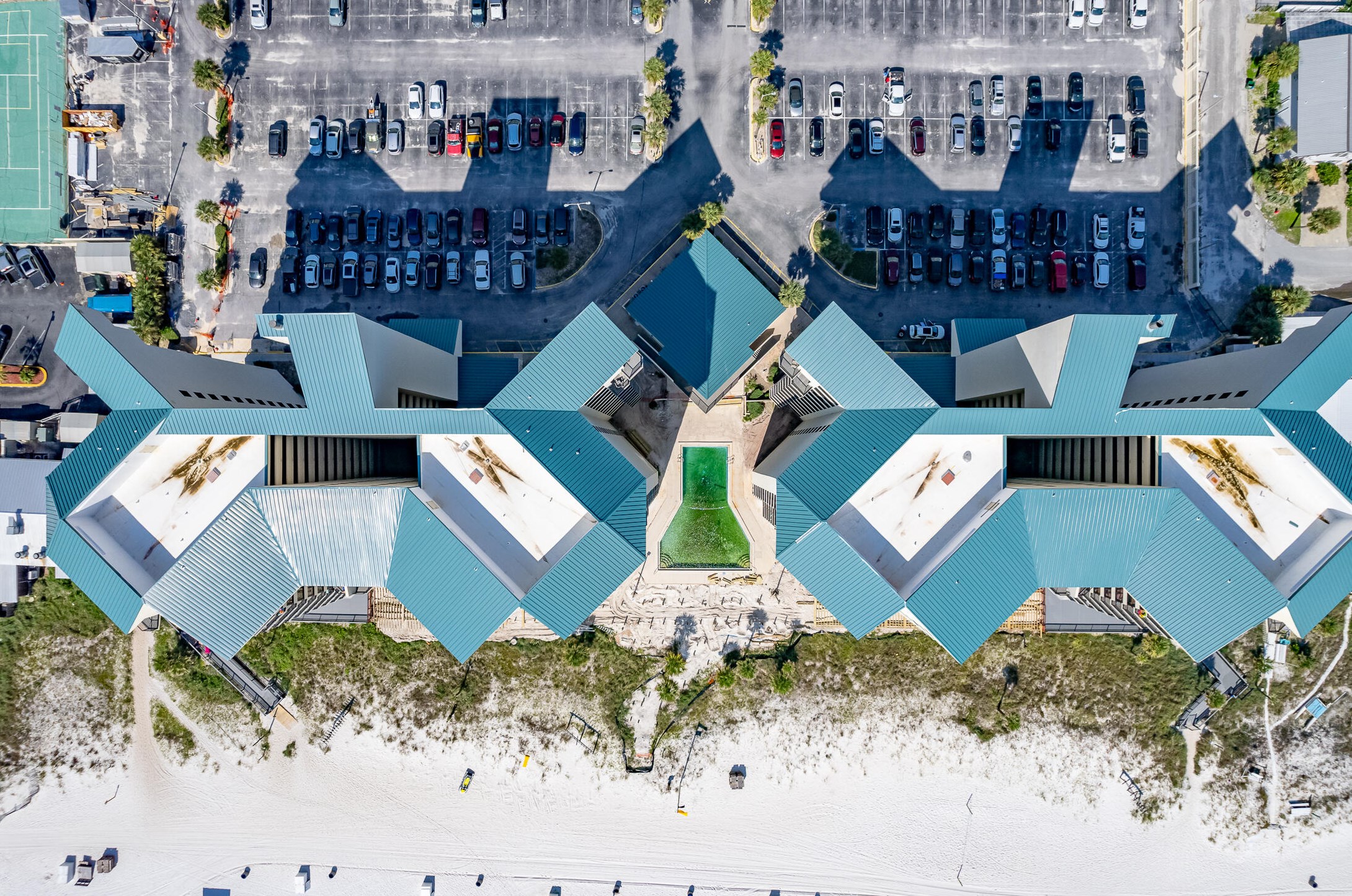 9850 Thomas Dr, Panama City FL  32408-4242 exterior