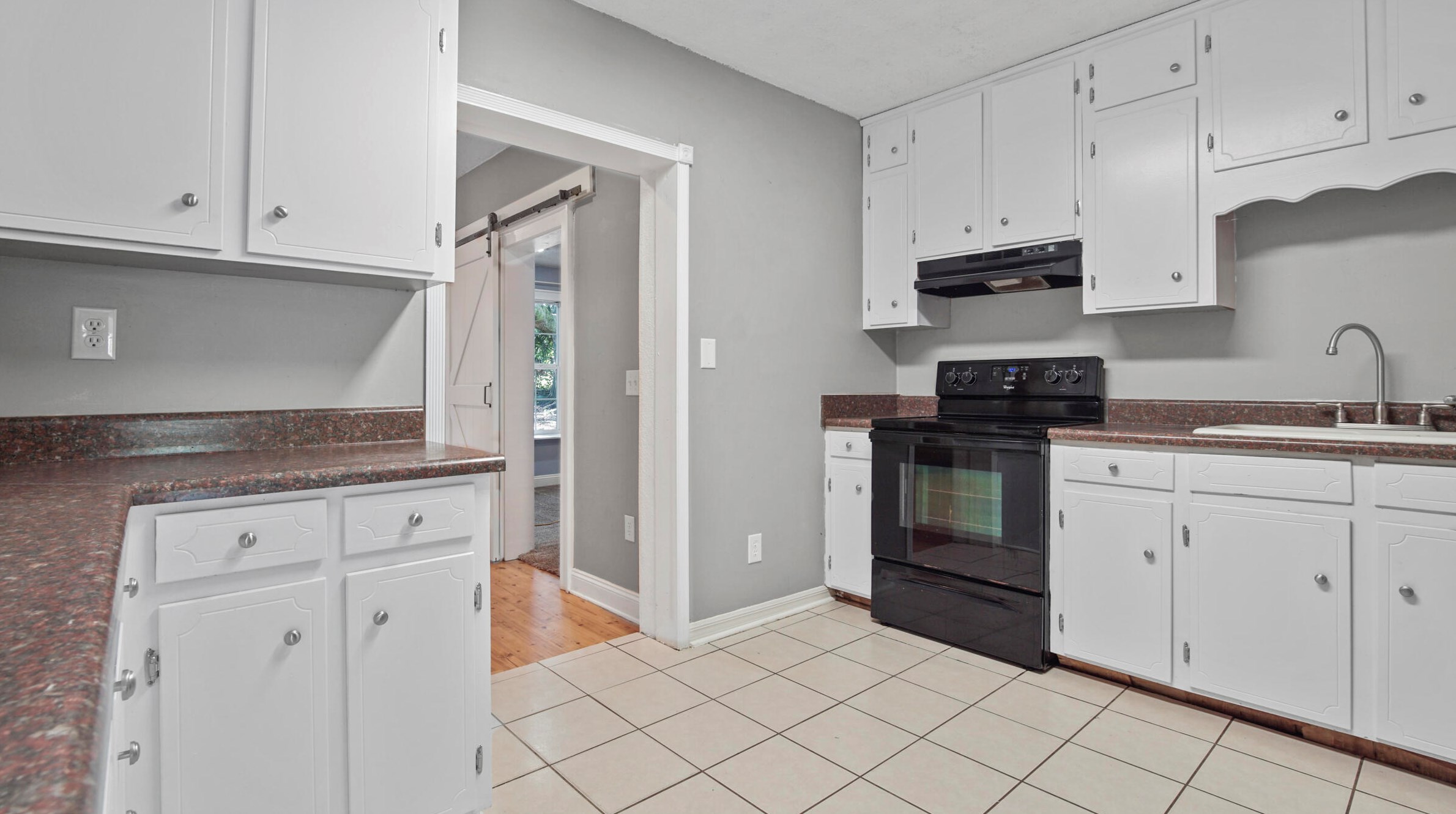 111 Sikes Dr, Crestview FL  32539-3208 exterior